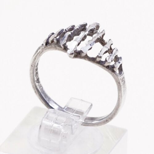 Size 8, Vtg Sterling Silver Handmade Ring, 925 Silver Band W/ Filigree Lines