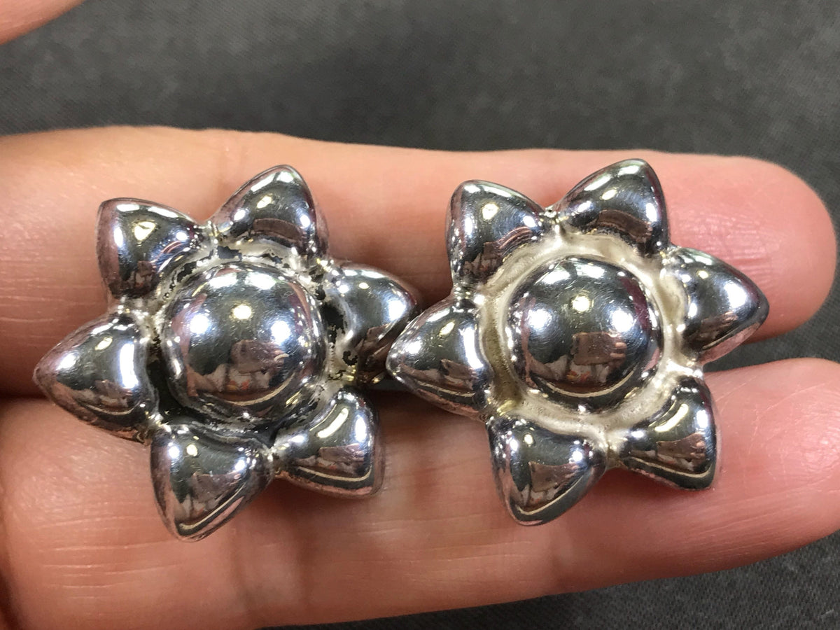 Vintage Sterling silver handmade 925 flower clip on earrings