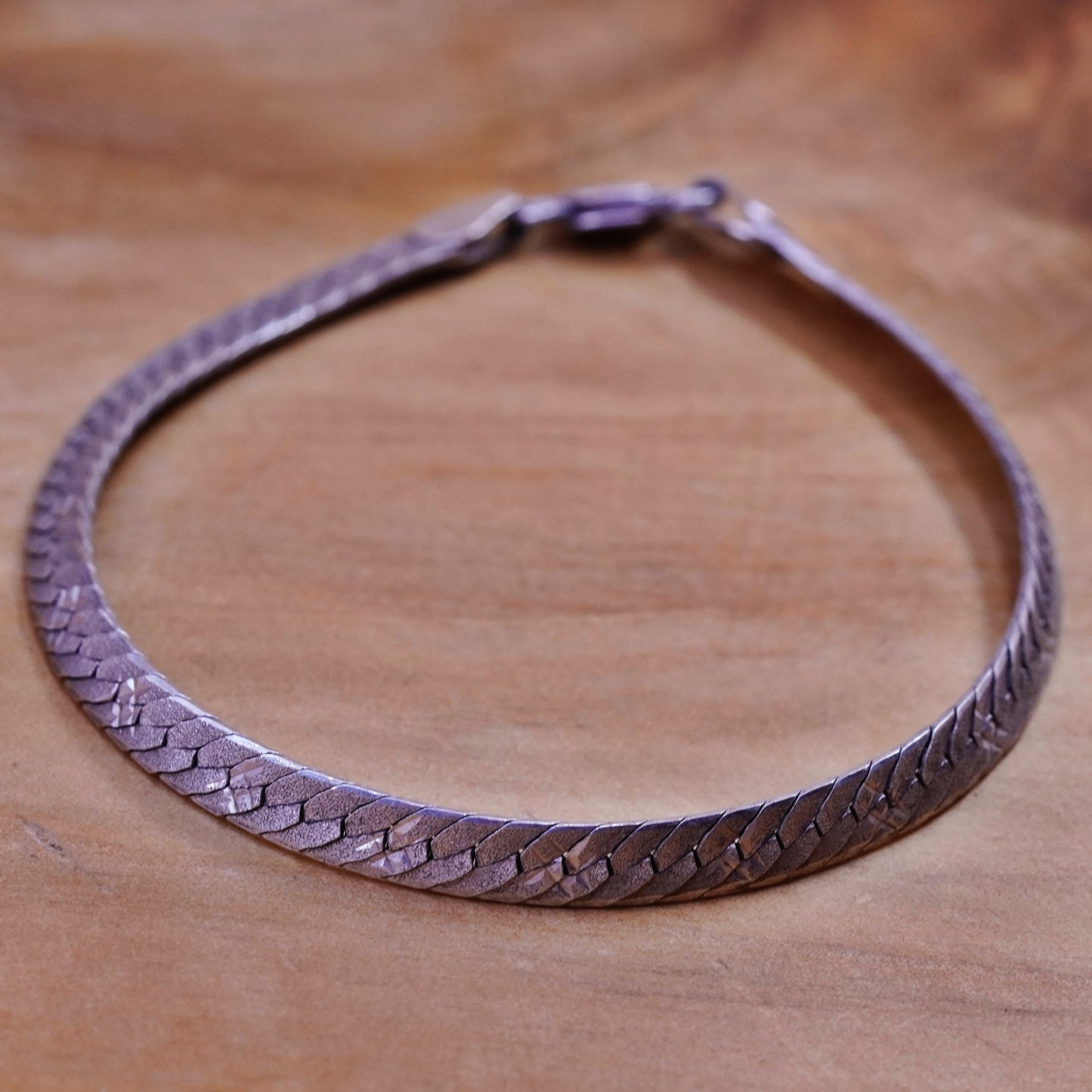 7”, 5mm, Vintage Sterling silver textured herringbone bracelet, Italy 925 chain
