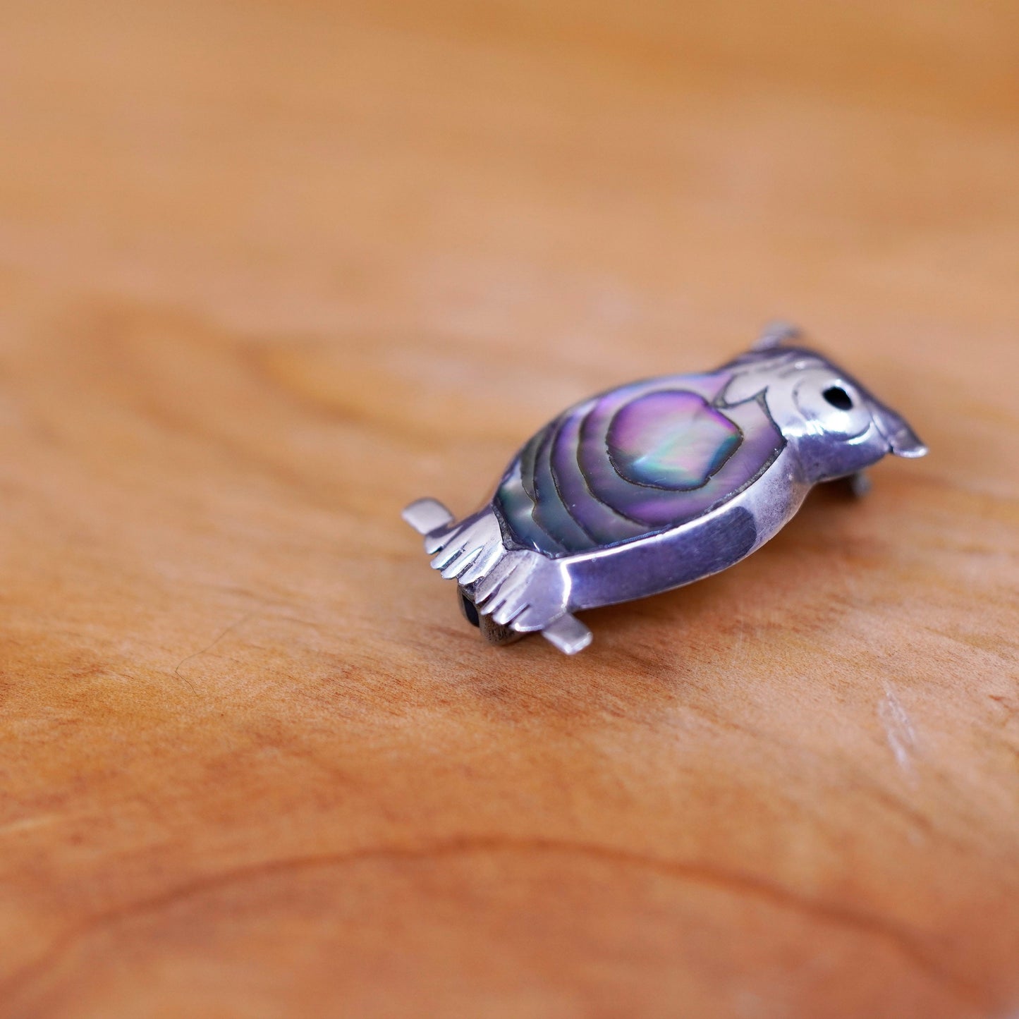 Vintage Native American handmade 925 owl bird brooch pin with abalone