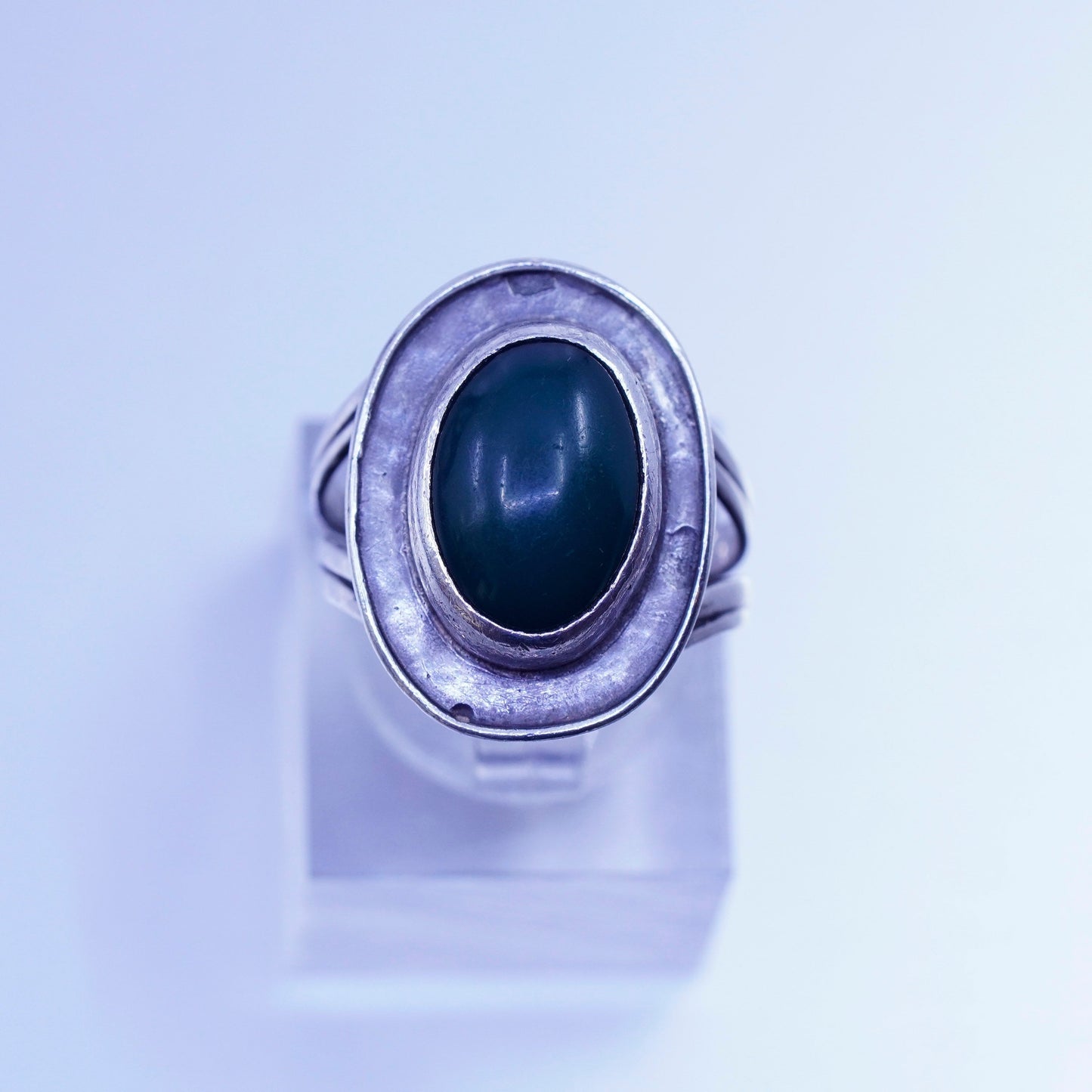 Size 6, vintage bali Sterling 925 silver handmade ring with onyx