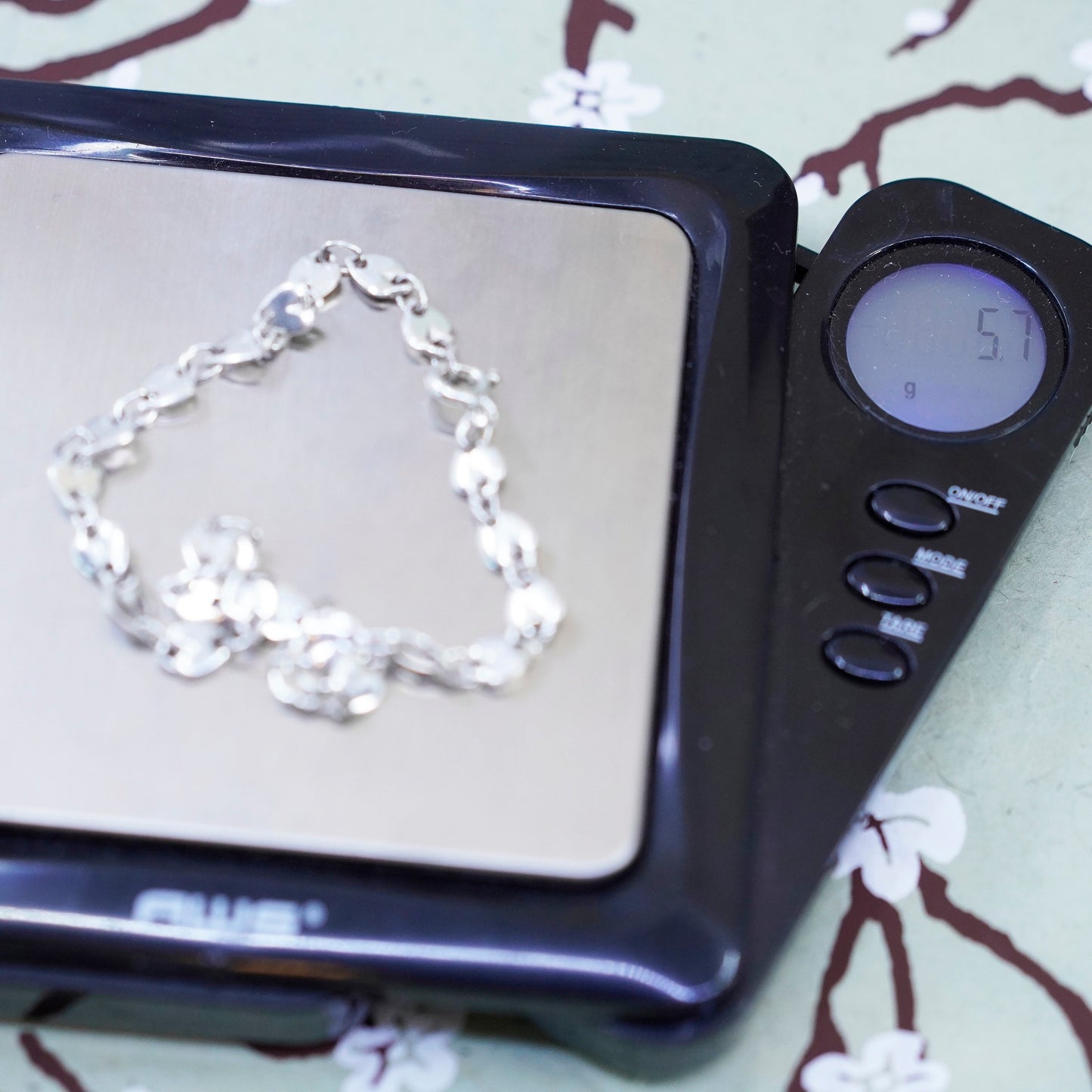 8.75”, Vintage Italian sterling silver bracelet, 925 heart link chain