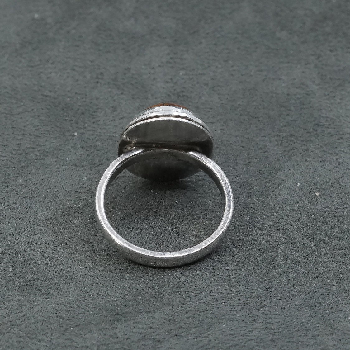 sz 8.75, vtg Sterling silver handmade cocktail ring, 925 w/ oval cut red jasper
