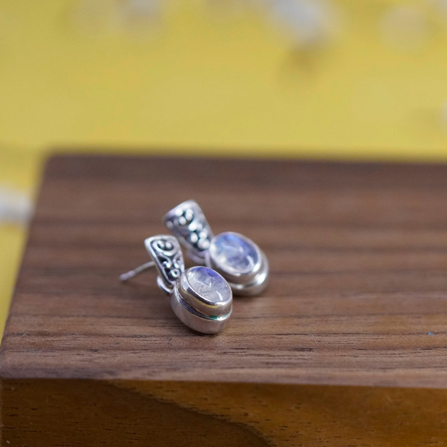 Vintage Sterling 925 silver handmade earrings with oval moonstone
