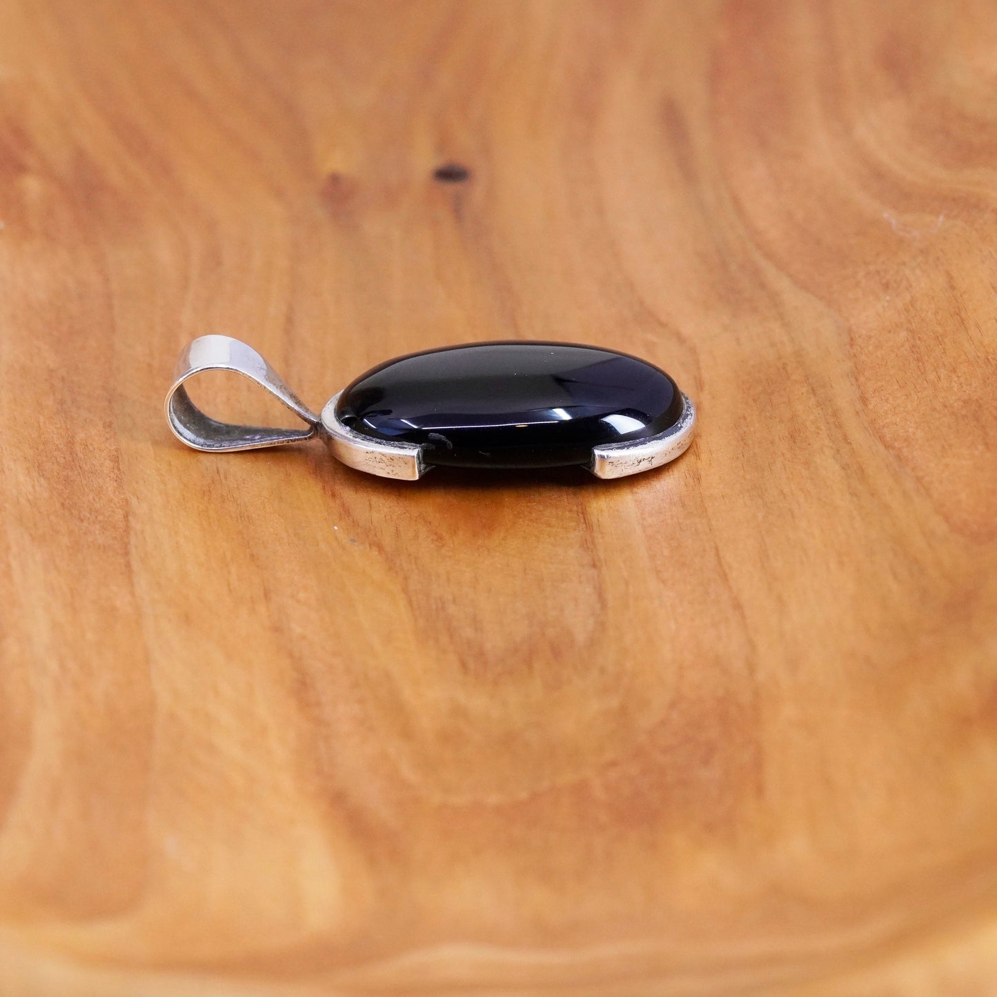 Vintage Sterling 925 silver handmade pendant with oval obsidian