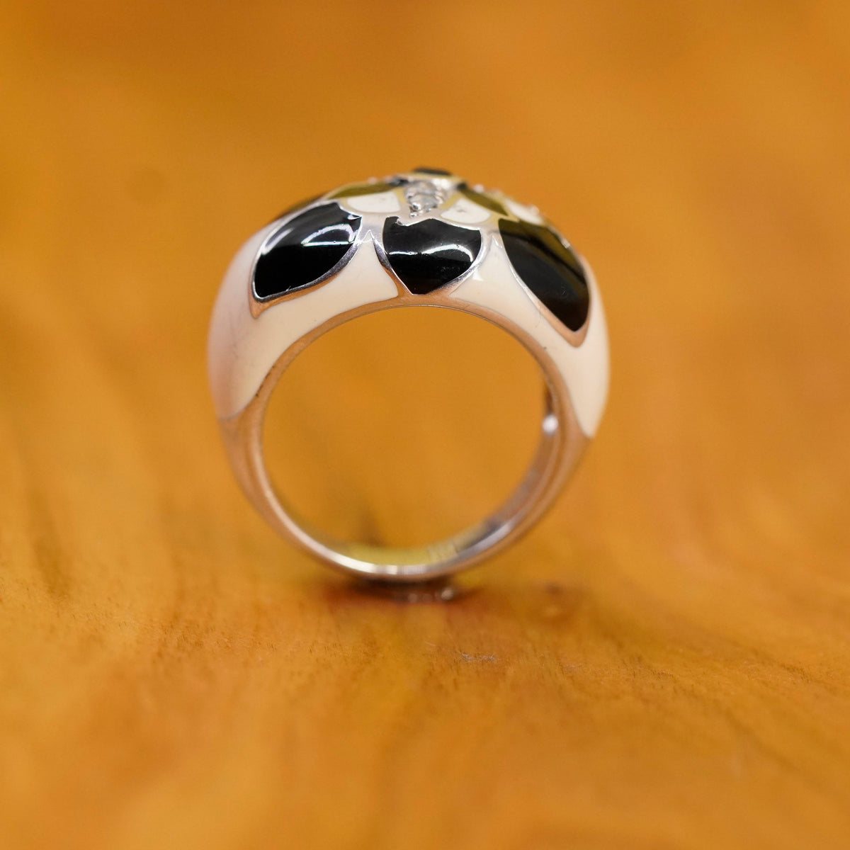 Size 7, vintage sterling 925 silver handmade cocktail band ring black enamel cz