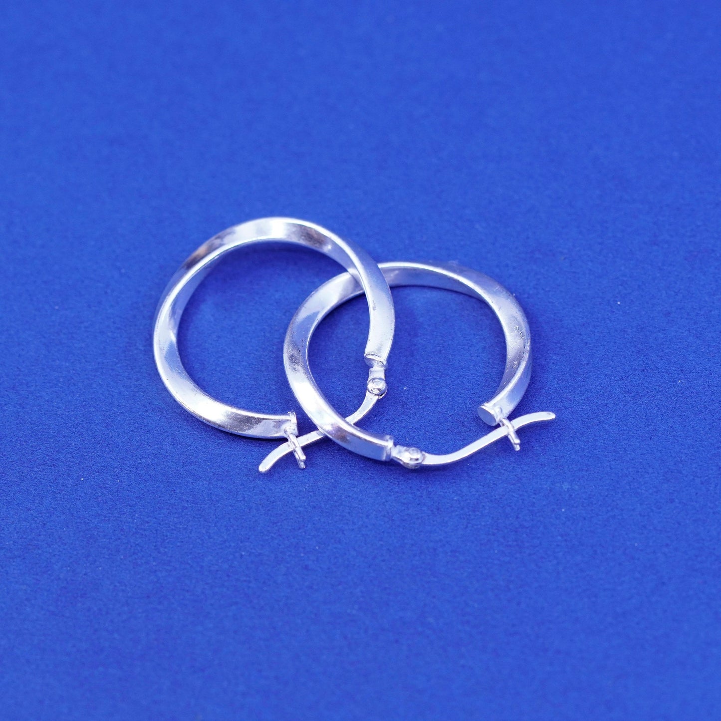 1”, vintage Sterling silver handmade earrings, twisted 925 silver modern hoops