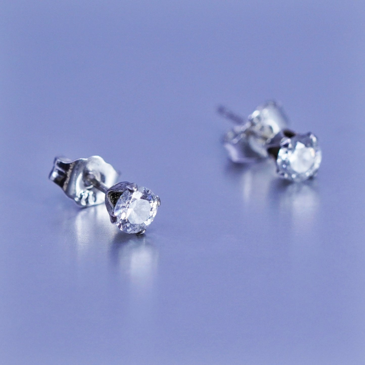 3mm, Vintage Sterling 925 silver earrings, studs with cz inlay