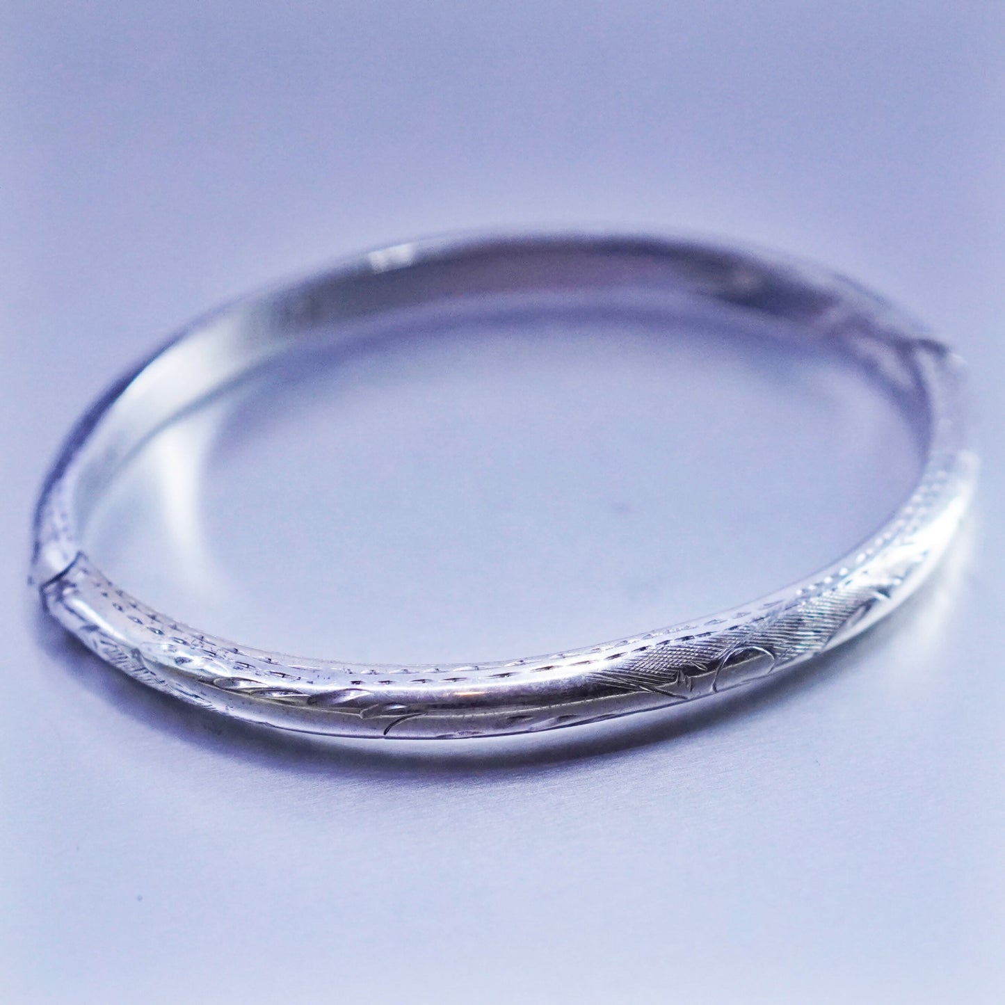 6”, Vintage Sterling 925 silver handmade bracelet, textured hinged bangle