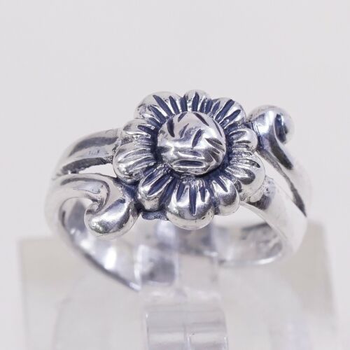 Size 1, Vtg Sterling Silver handmade open end Ring. 925 Daisy Flower Band