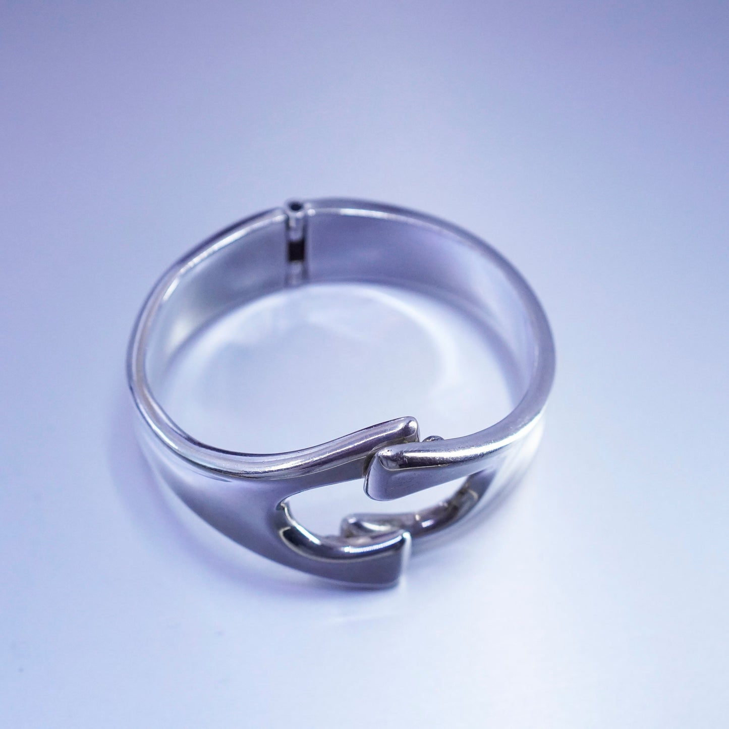 6.5”, Vintage Sterling 925 silver handmade bracelet, bold bangle w/ spring open