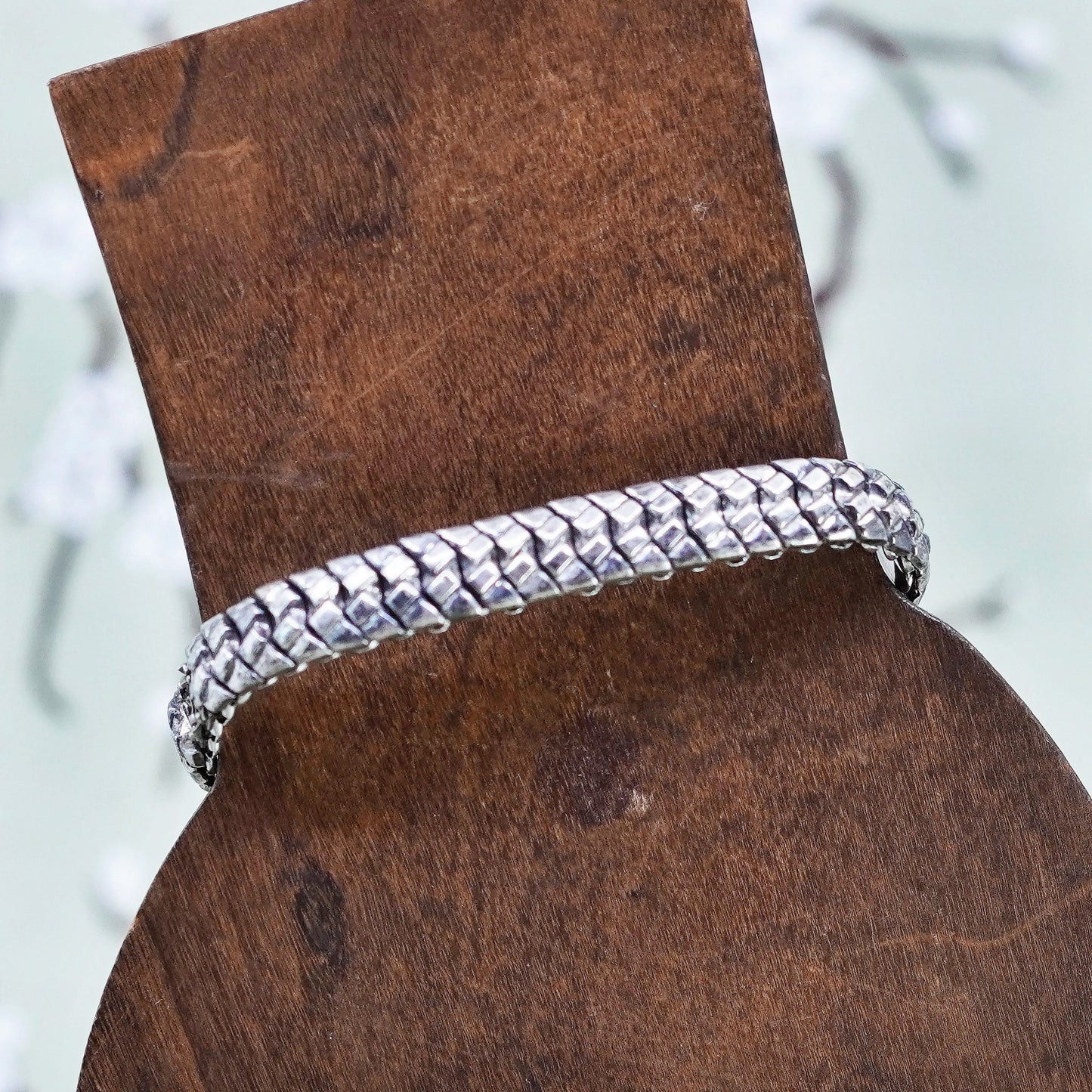 5.75”, Everfine sterling silver elastic bracelet, 925 chain name “goyee bar tag