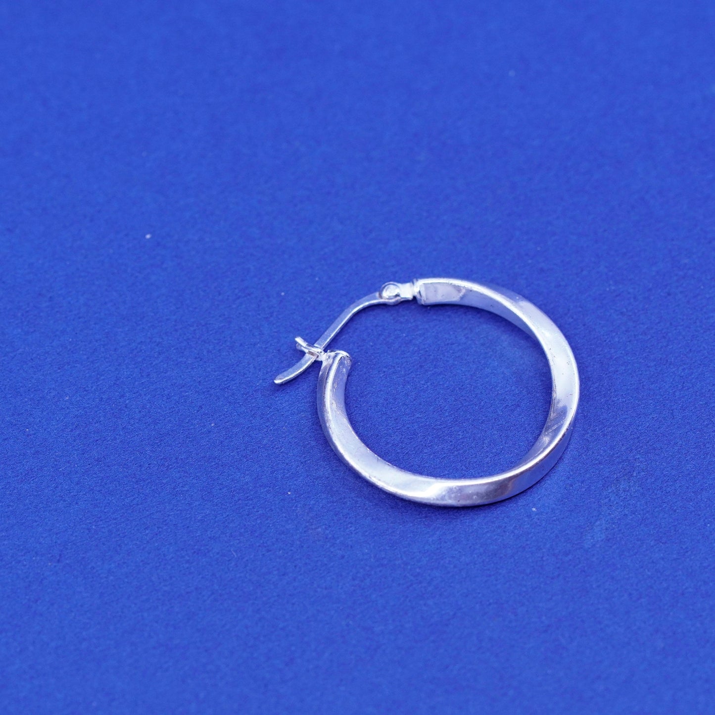 1”, vintage Sterling silver handmade earrings, twisted 925 silver modern hoops