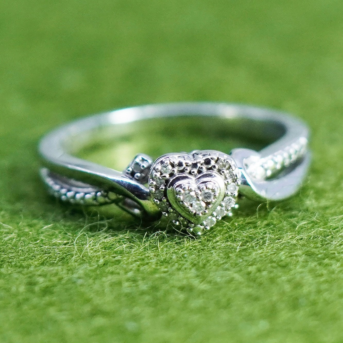 Size 7, Sterling silver engagement ring, 925 heart band with real diamond