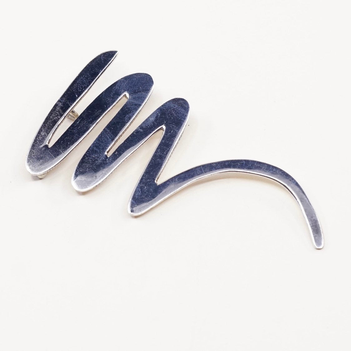Vintage sterling silver handmade brooch, solid 925 silver tornado pin