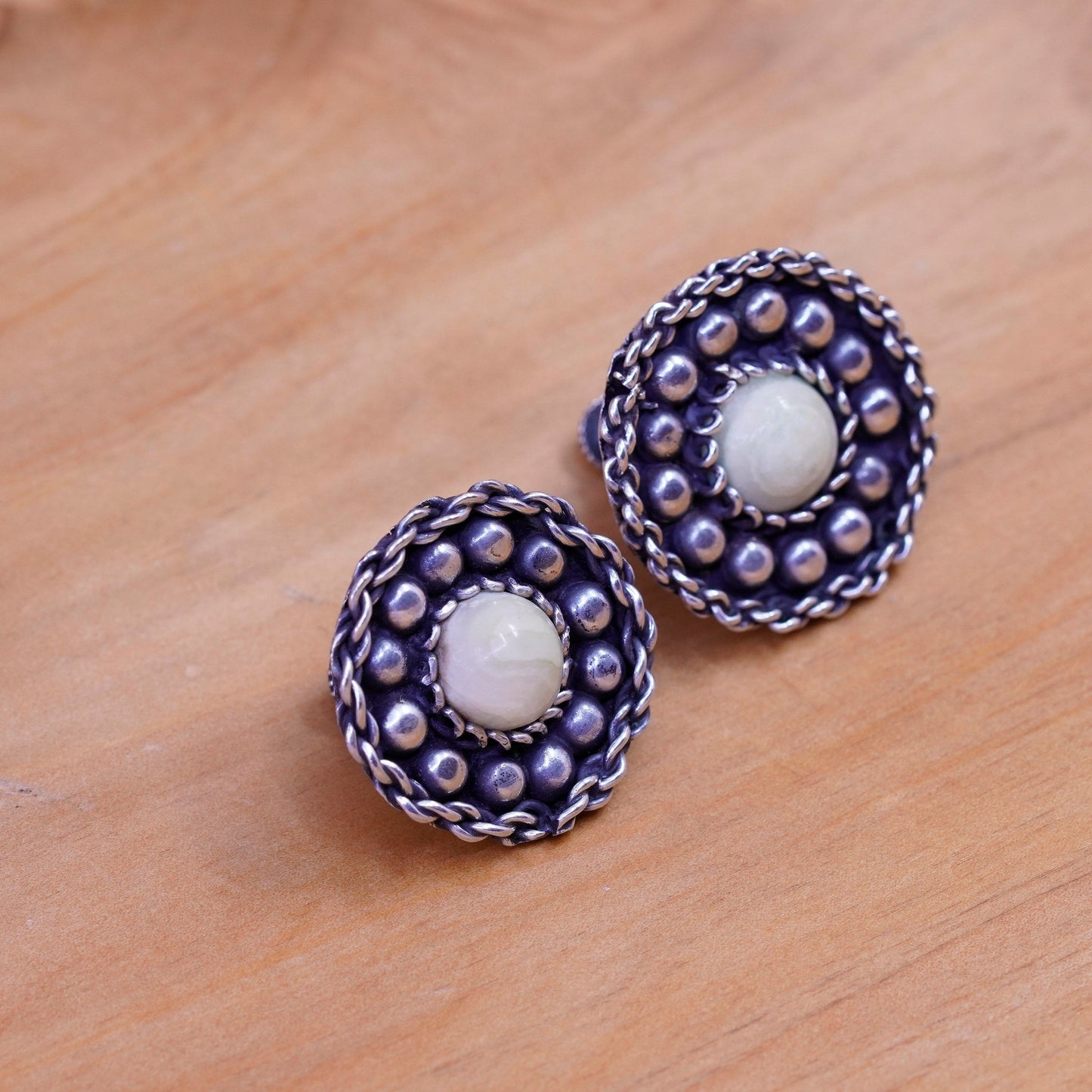 Vintage Sterling silver screw back handmade earrings, 925 dangles howlite beads