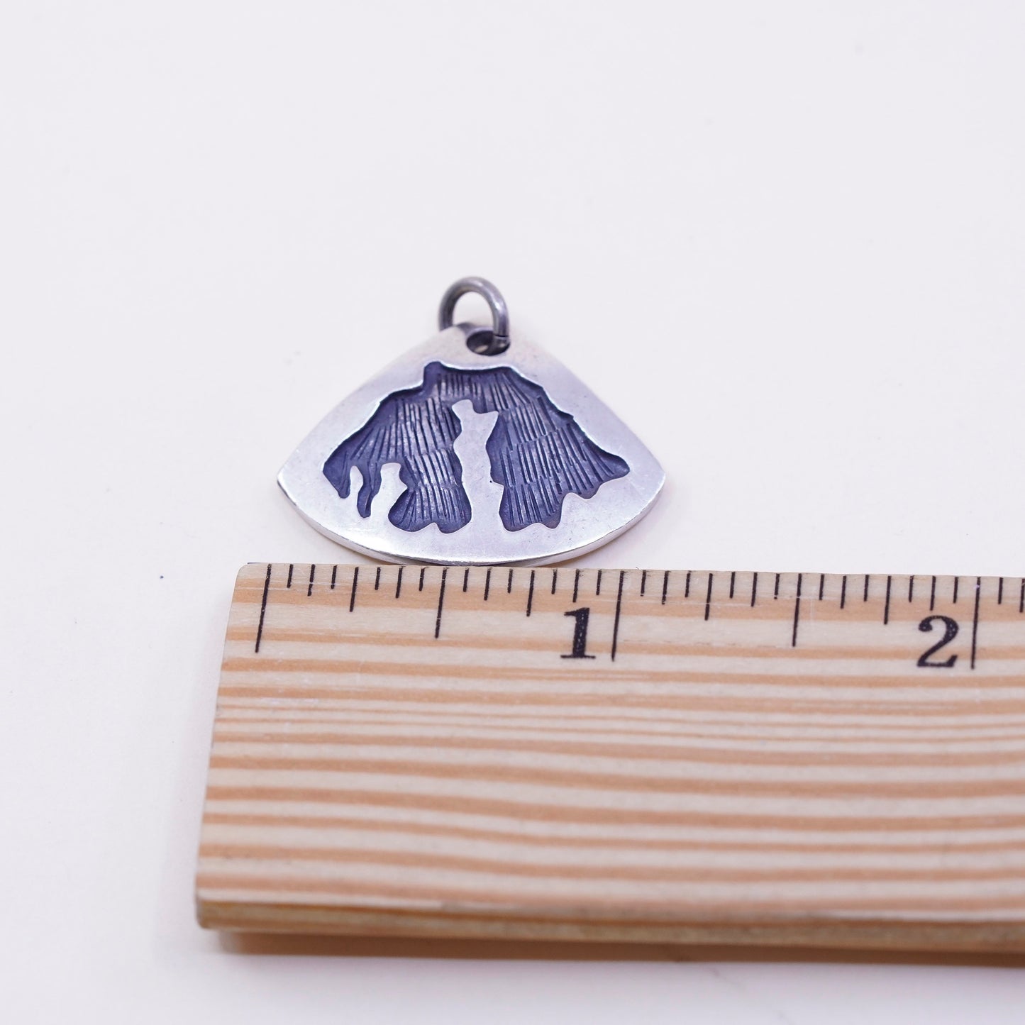 Vintage Native American Delong sterling 925 silver handmade pendant charm