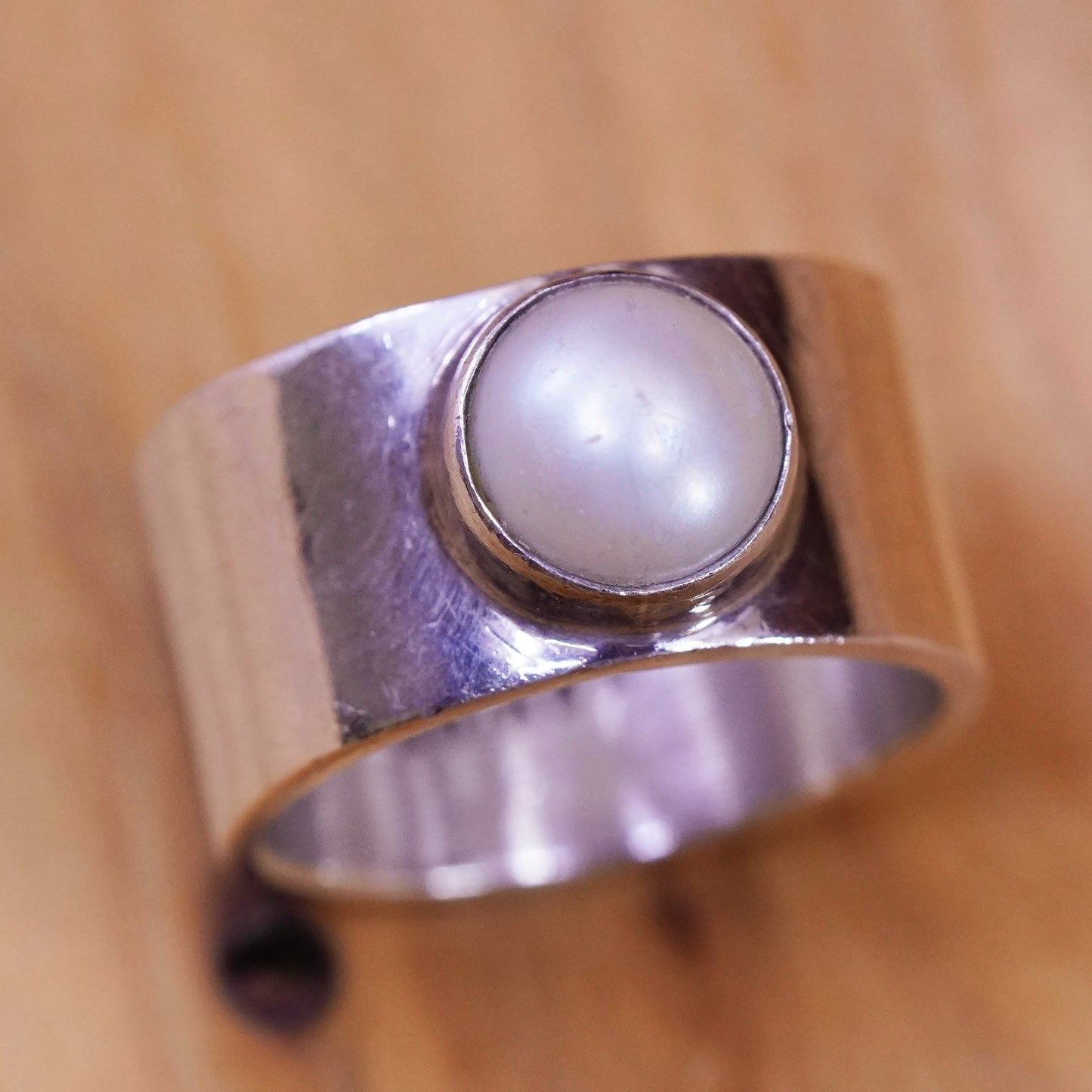 Size 6, vintage modern Sterling 925 silver handmade band ring with pearl