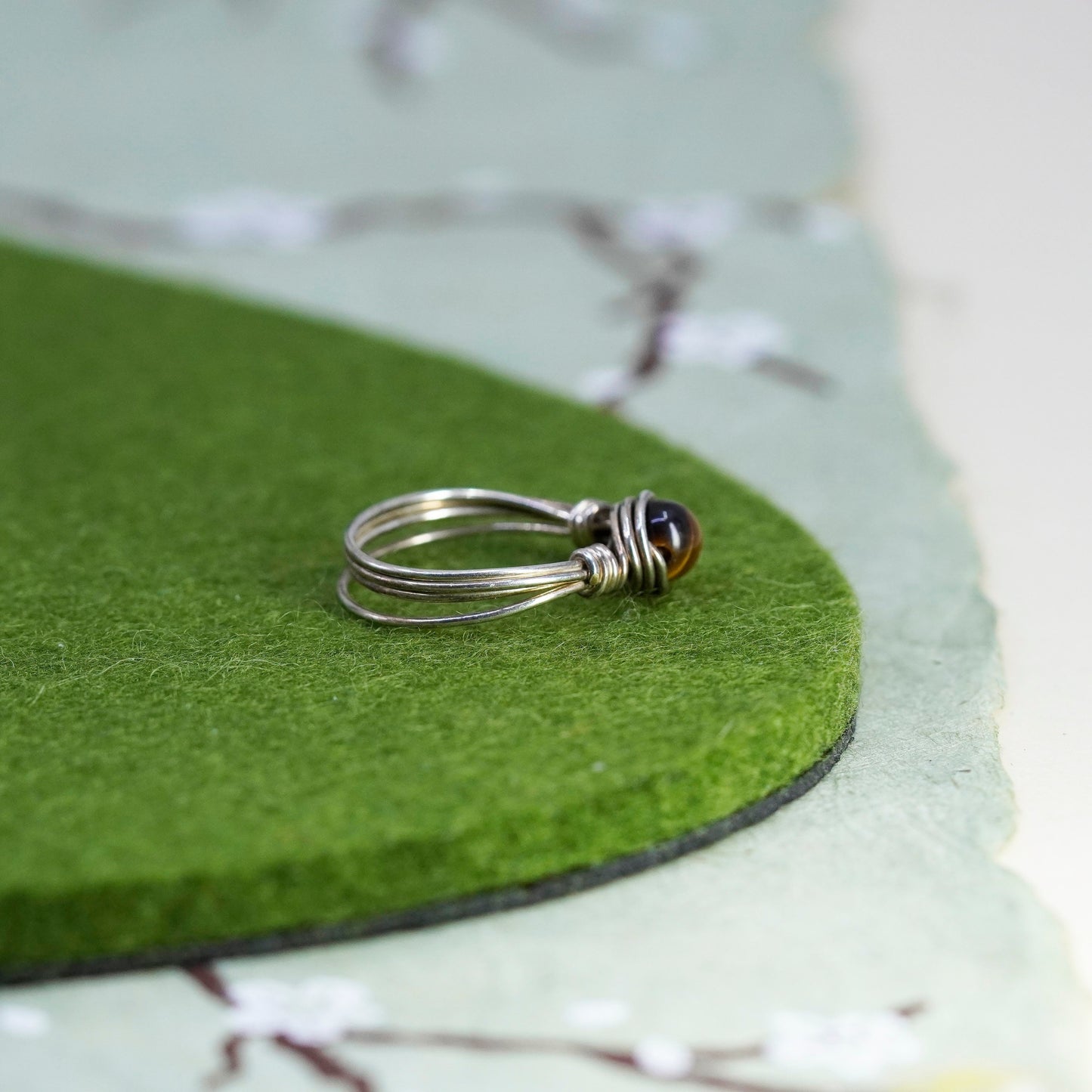 Size 6.5, vintage sterling 925 silver handmade wired ring with tiger eye bead