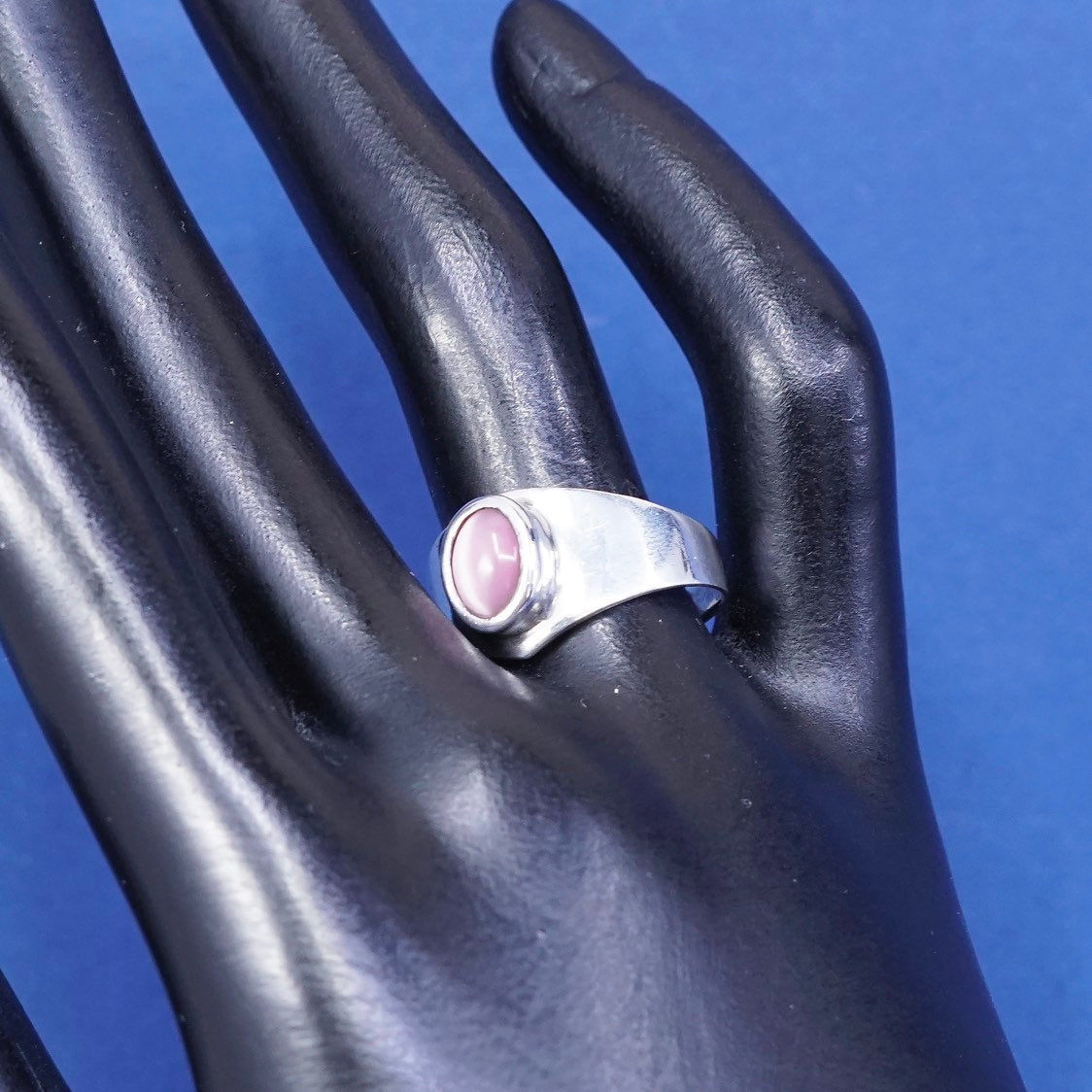 Size 8, vtg Sterling silver handmade ring, 925 w/ pink tiger eye