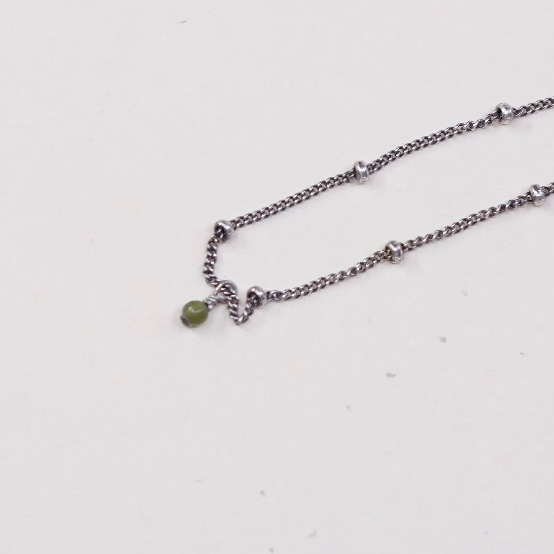 20", vtgsterling silver necklace, garnet Teardrop beads pendant w/ curb chain