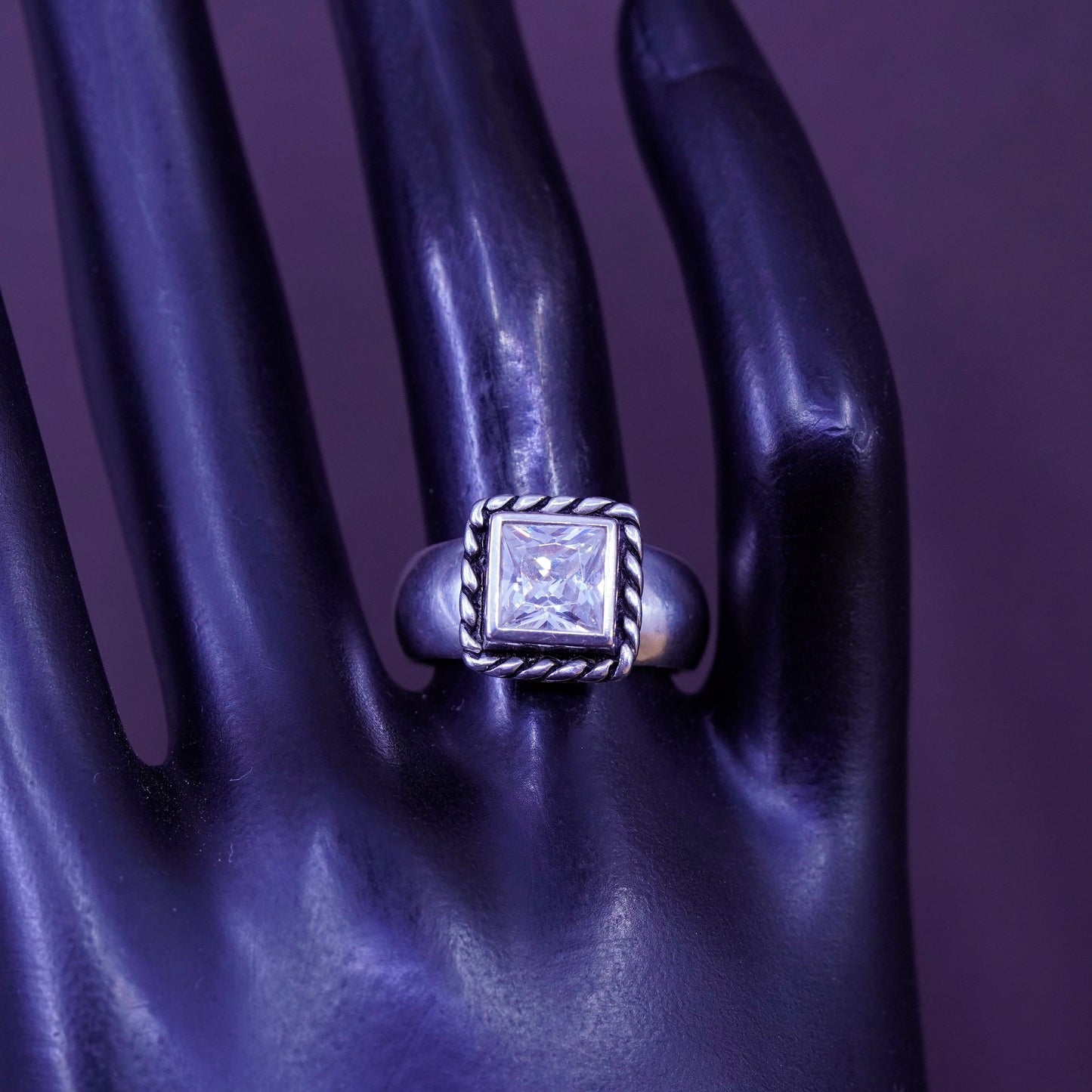 Size 8, R0836. Cubic Zirconia CZ Braided Ring by Silpada, sterling 925 Silver