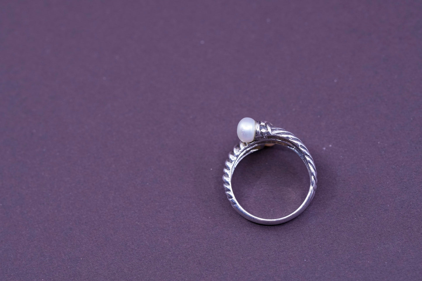 Size 8, vtg CFJ Sterling 925 silver handmade rope ring with freshwater pearl