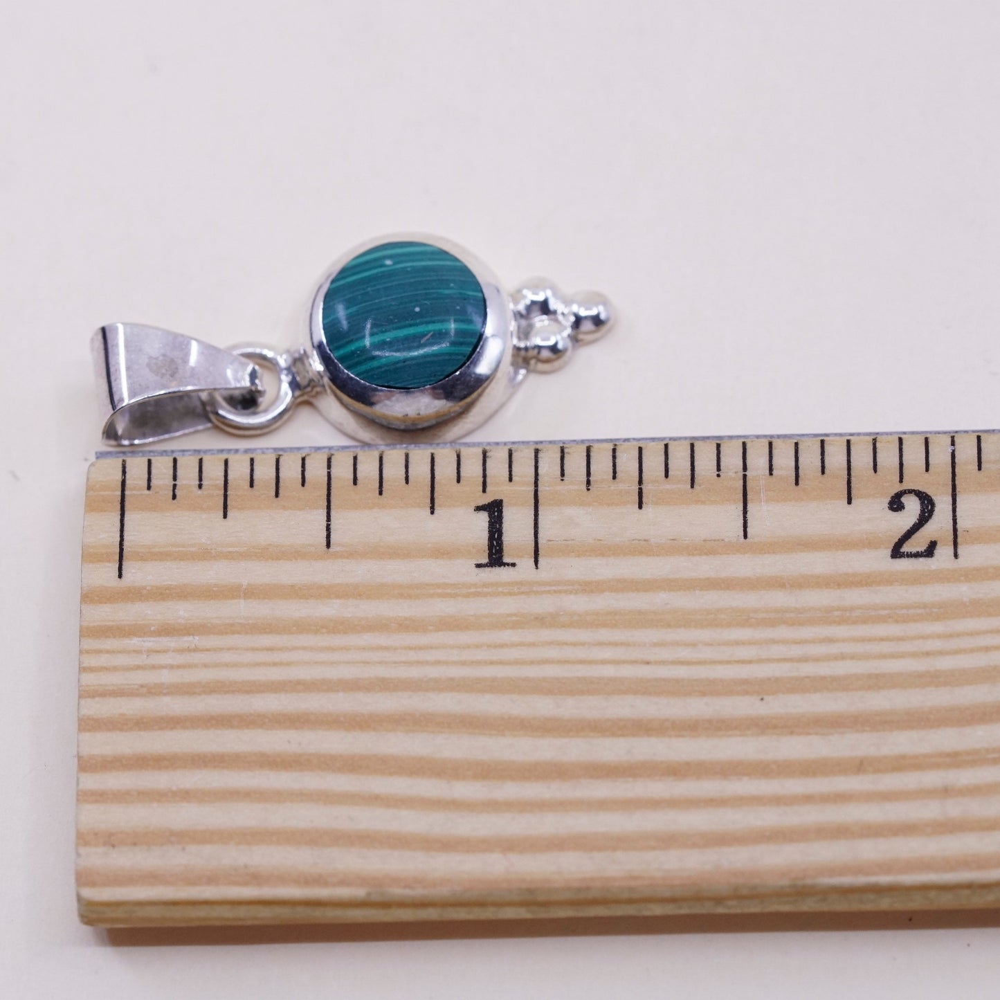 Vintage Mexico sterling 925 silver handmade pendant with malachite