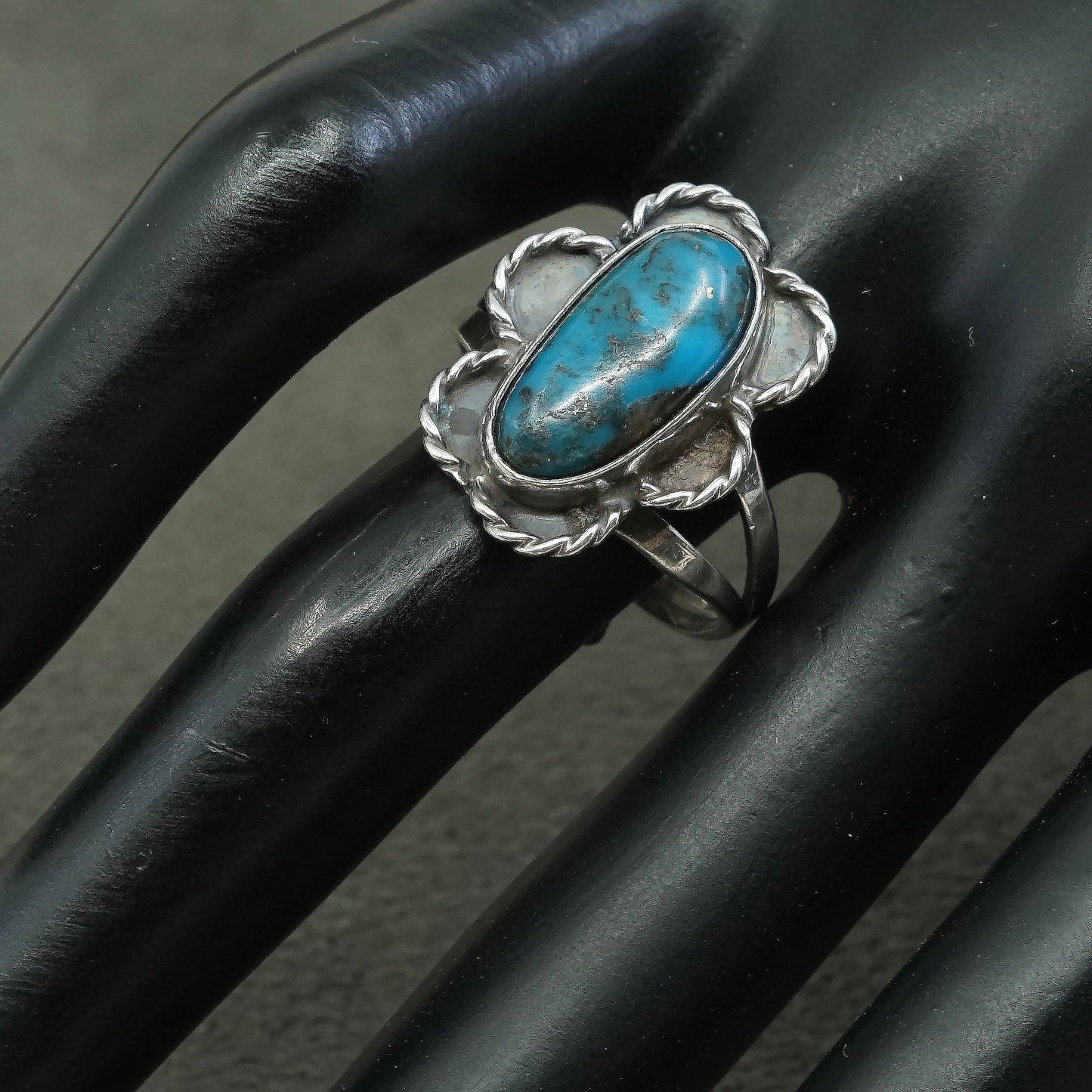 sz 9.75, vtg Native American Sterling silver handmade ring, 925 w/ turquoise