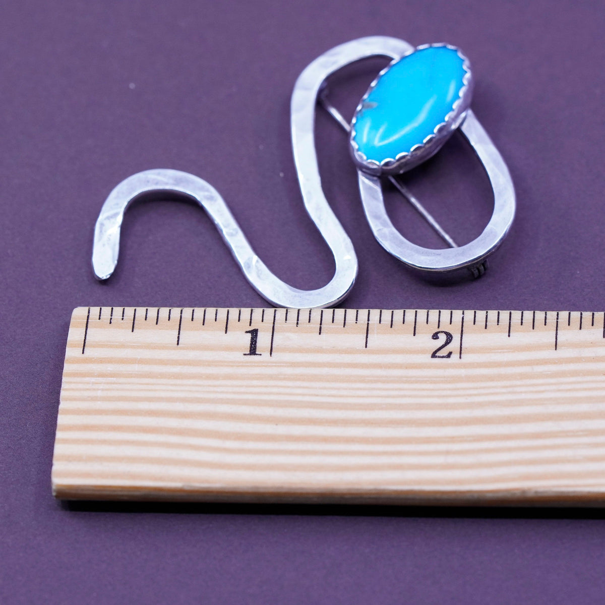 Vintage handmade sterling silver brooch, 925 hammered swirly pin with turquoise