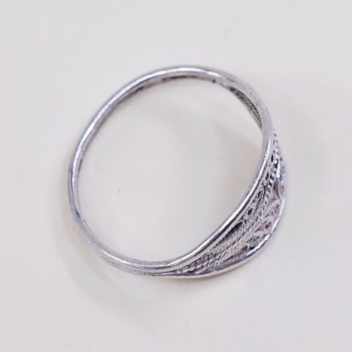 Size 8, Vtg Sterling Silver Handmade Ring, 925 Silver Band W/ Filigree Whirl