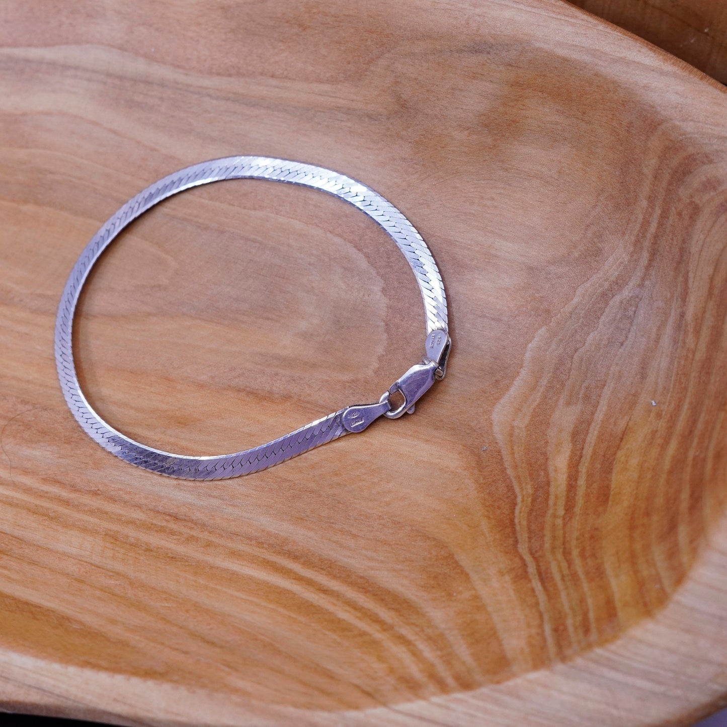 7.25”, Vintage Sterling silver textured herringbone bracelet, Italy 925 chain