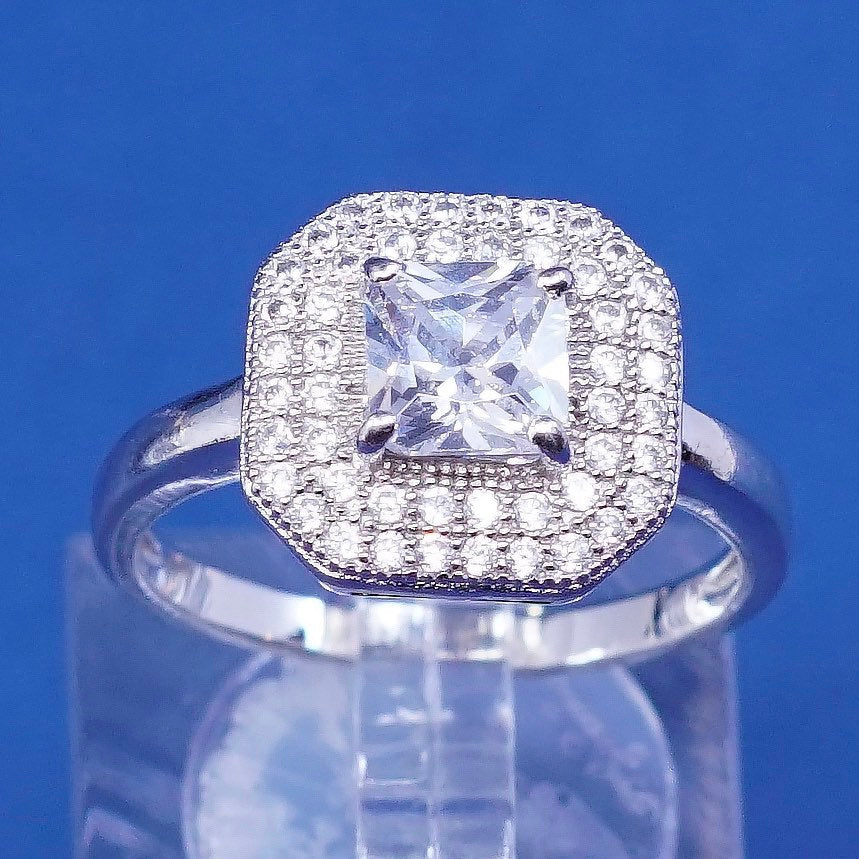 Size 8.25, vtg Sterling silver engagement ring, 925 band w/clear cz