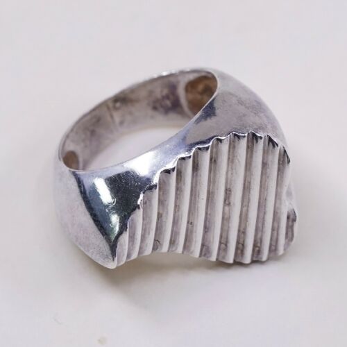 Size 5, Vtg Sterling Silver Handmade Ring, 925 Band W/ Ribbed Heart