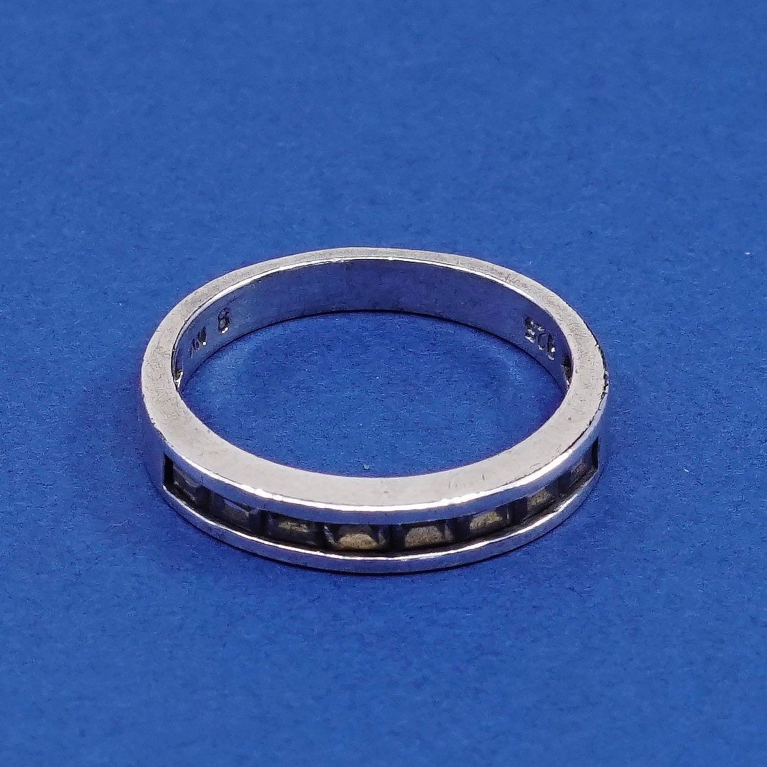 sz 8.5, vtg Sterling silver engagement ring, 925 band w/ clear crystal