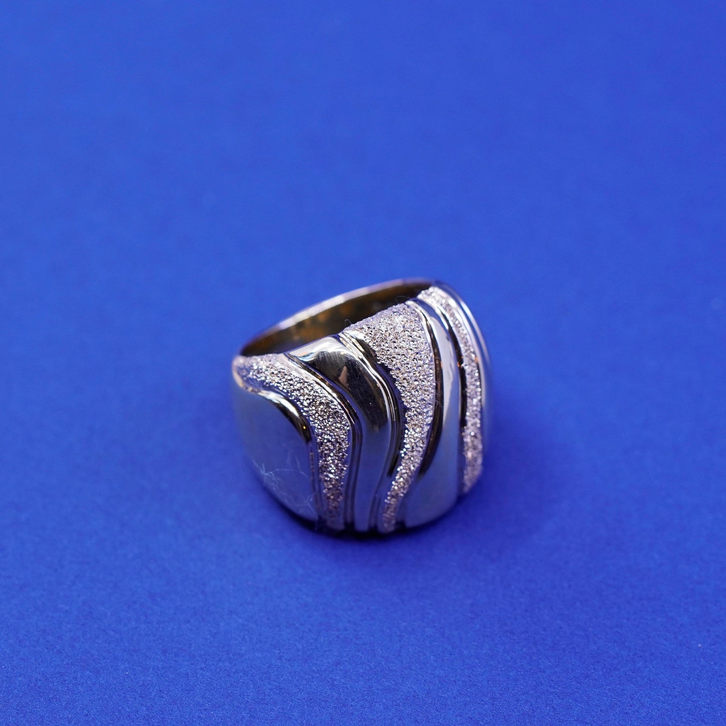 Size 6, Itaor Italy vermeil gold sterling 925 silver ring glittering band