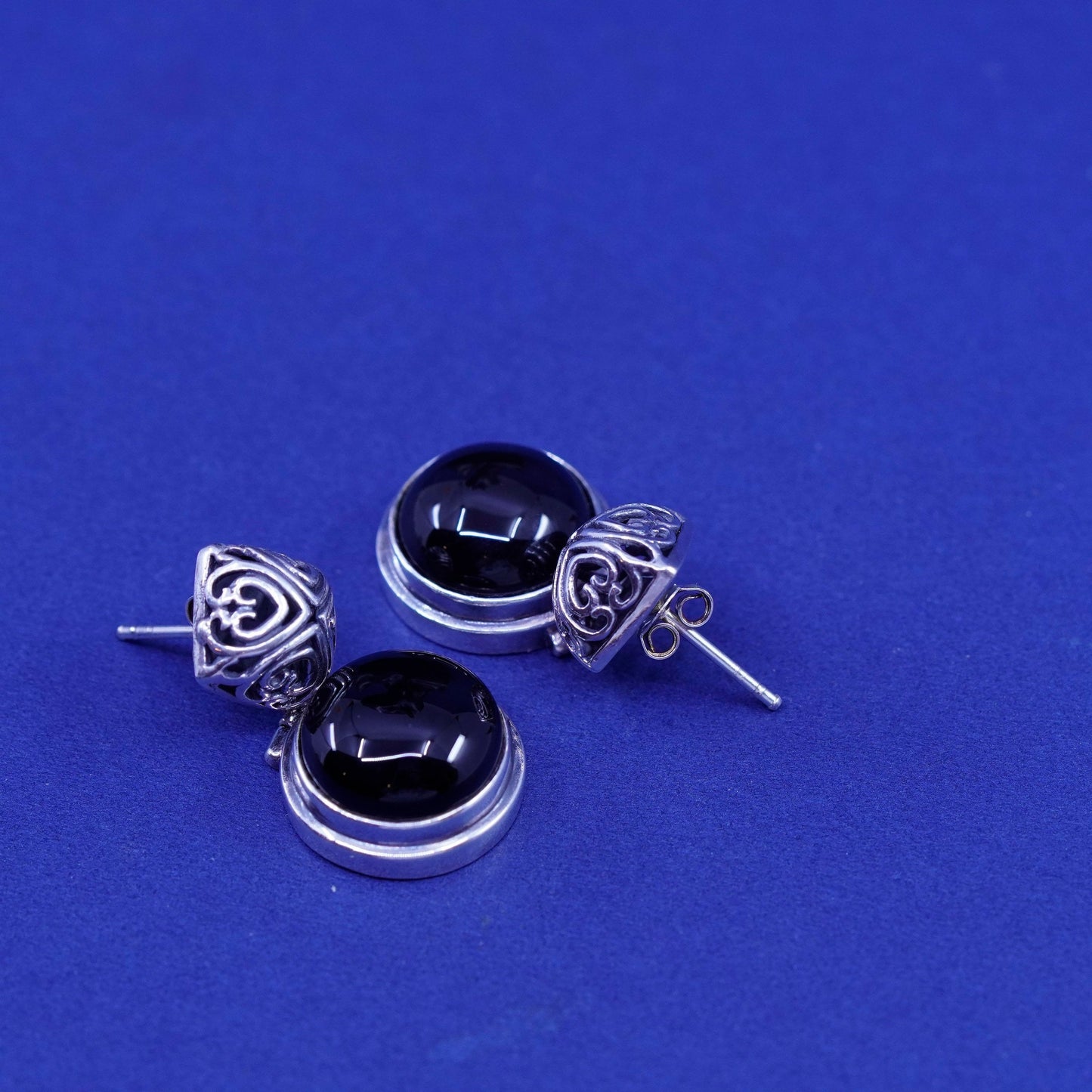 Vintage Sterling 925 Silver Handmade filigree Earrings with round onyx