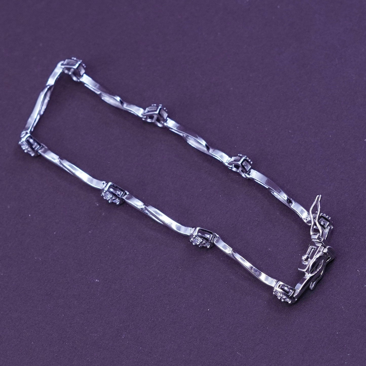 7”, Sterling silver handmade tennis bracelet, 925 wave with heart and crystal