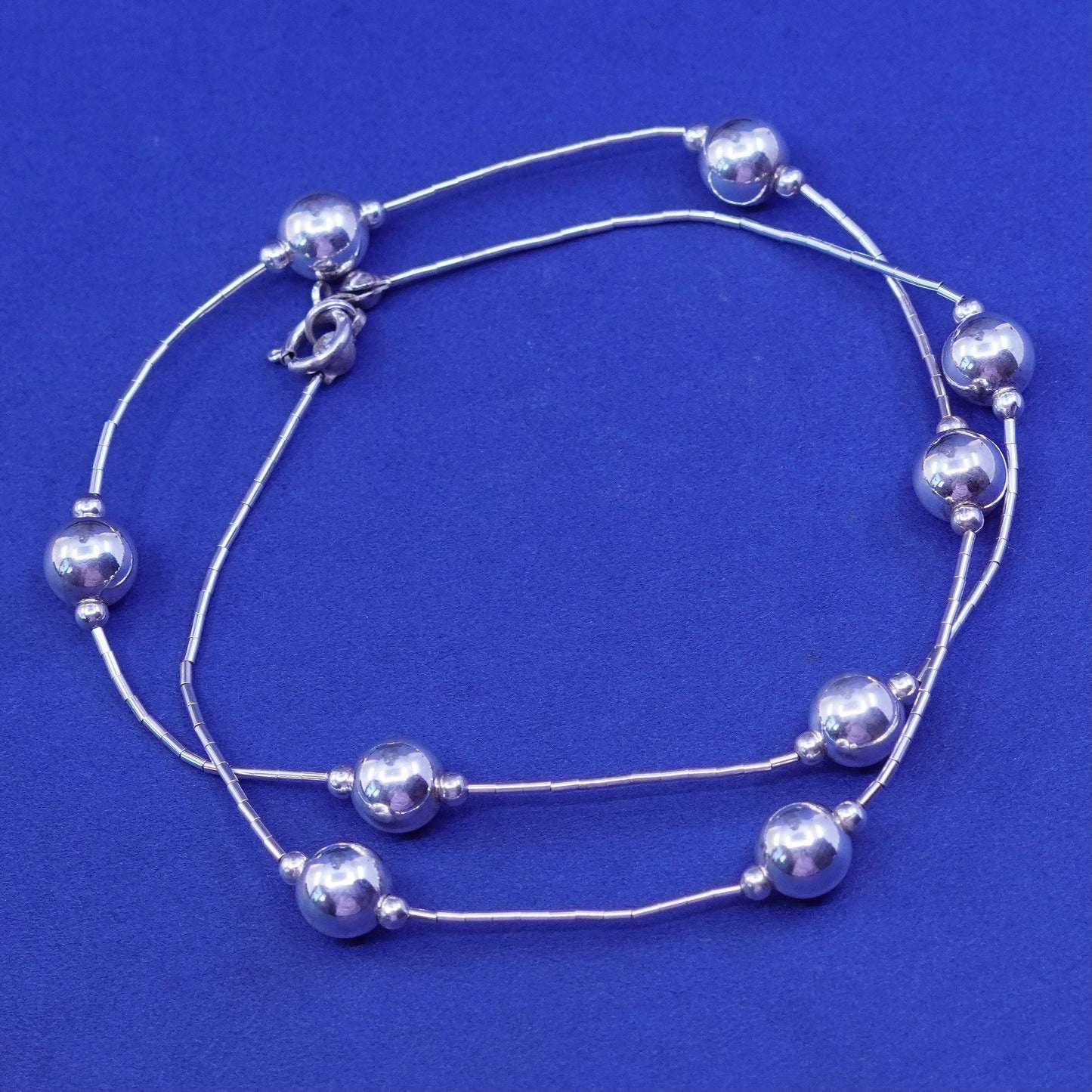 18”, Native American Navajo Sterling 925 liquid silver necklace with 7mm beads