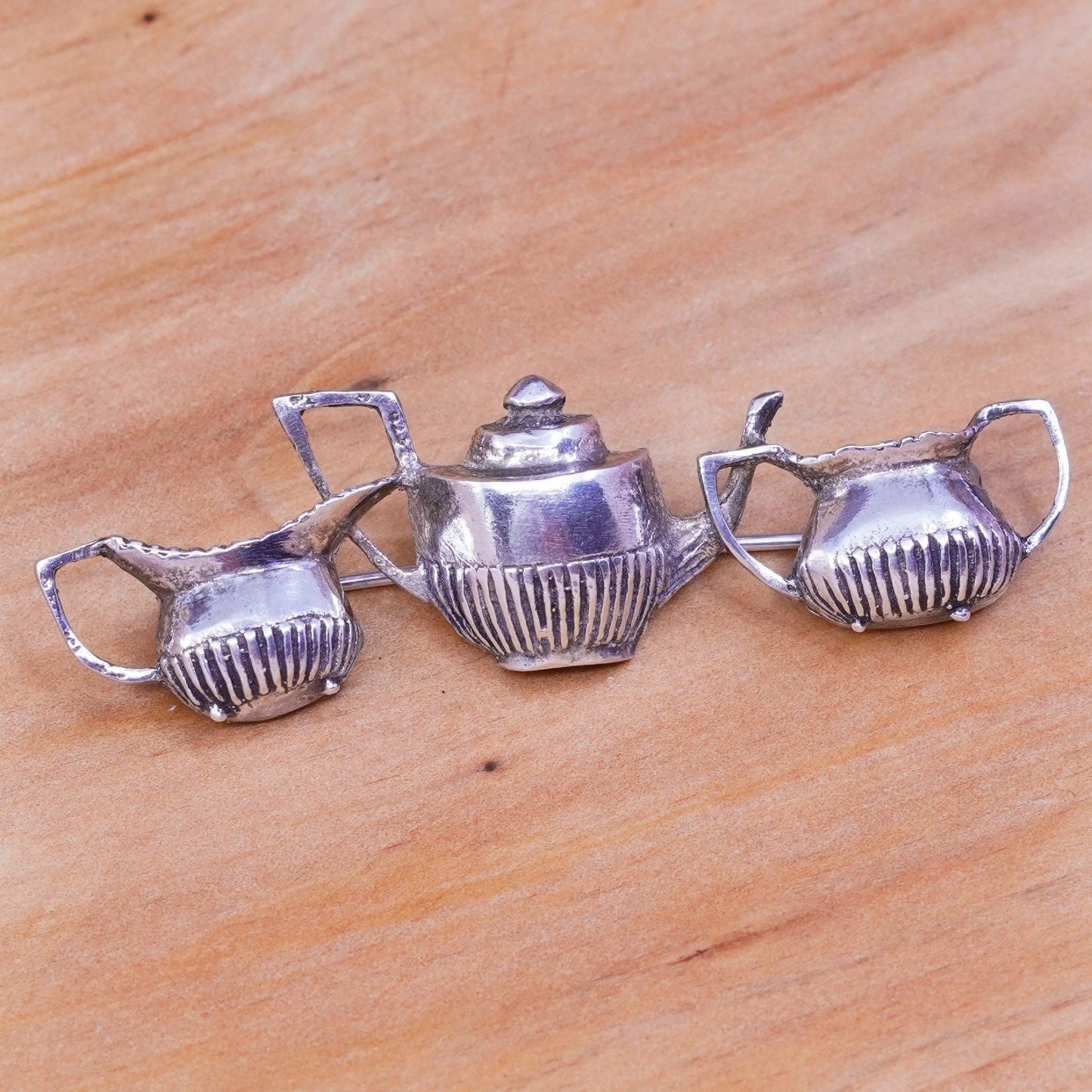 Vintage museum sterling 925 silver Victorian Teapot set pendant brooch