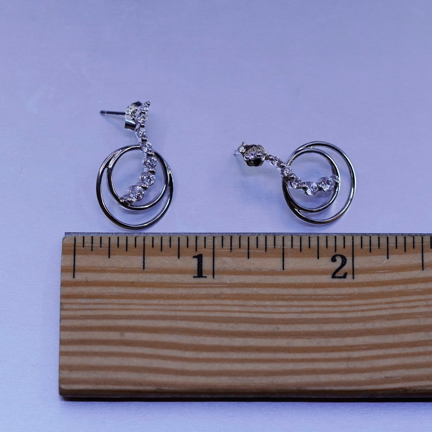 Vintage Sterling 925 silver circle earrings with wavy Cz