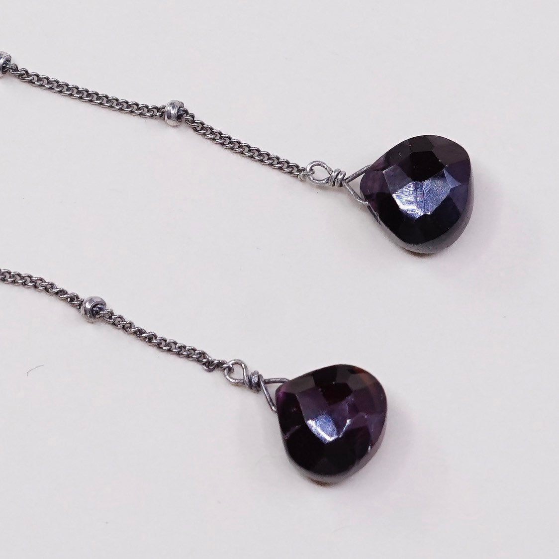 20", vtgsterling silver necklace, garnet Teardrop beads pendant w/ curb chain