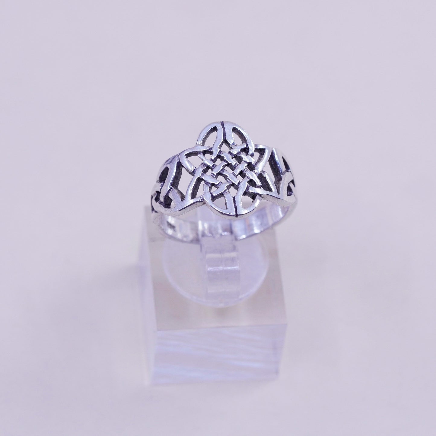 Size 7.75, sterling silver handmade wired ring, 925 irish entwined knot band