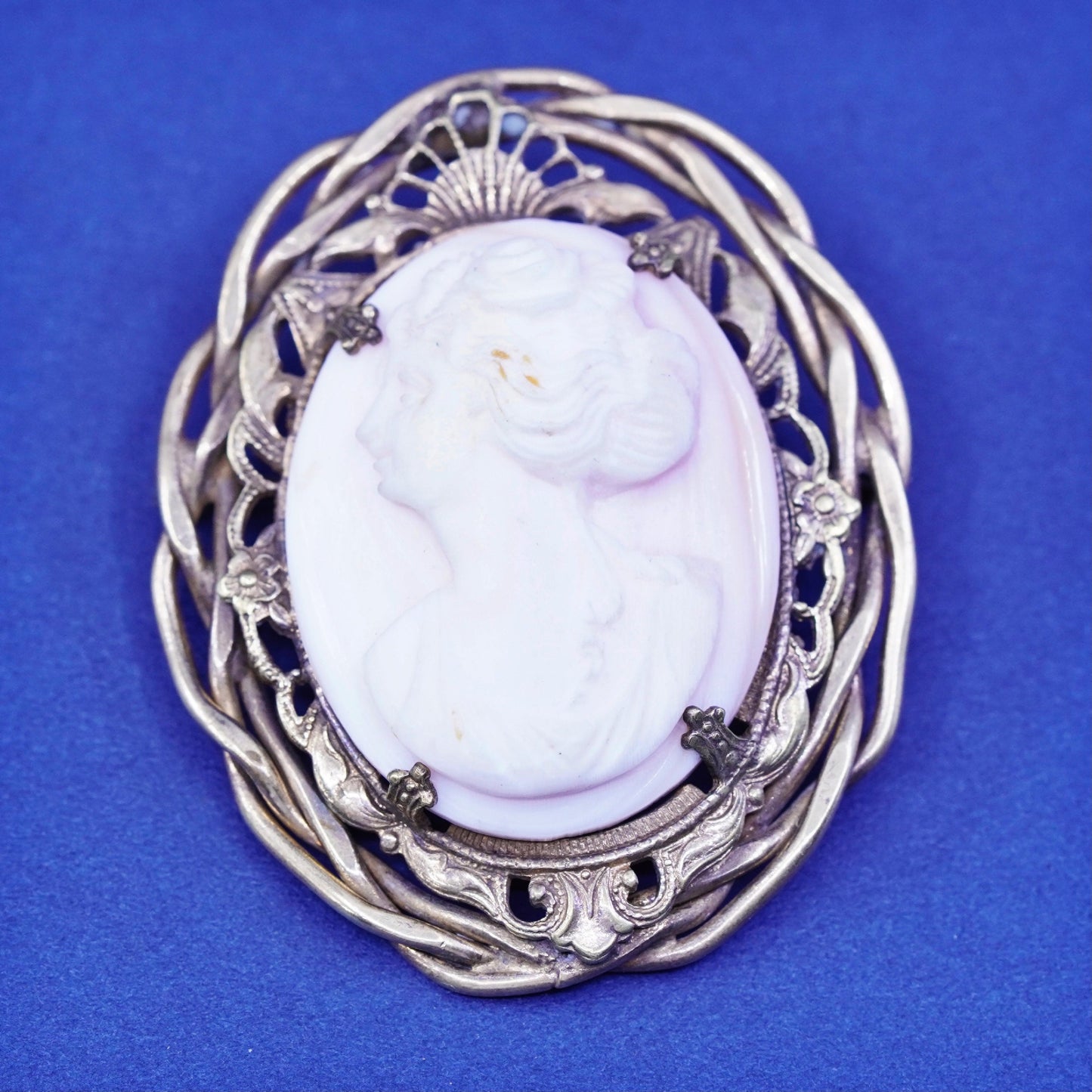 vintage handmade brass filigree brooch with cameo agate woman Portrait