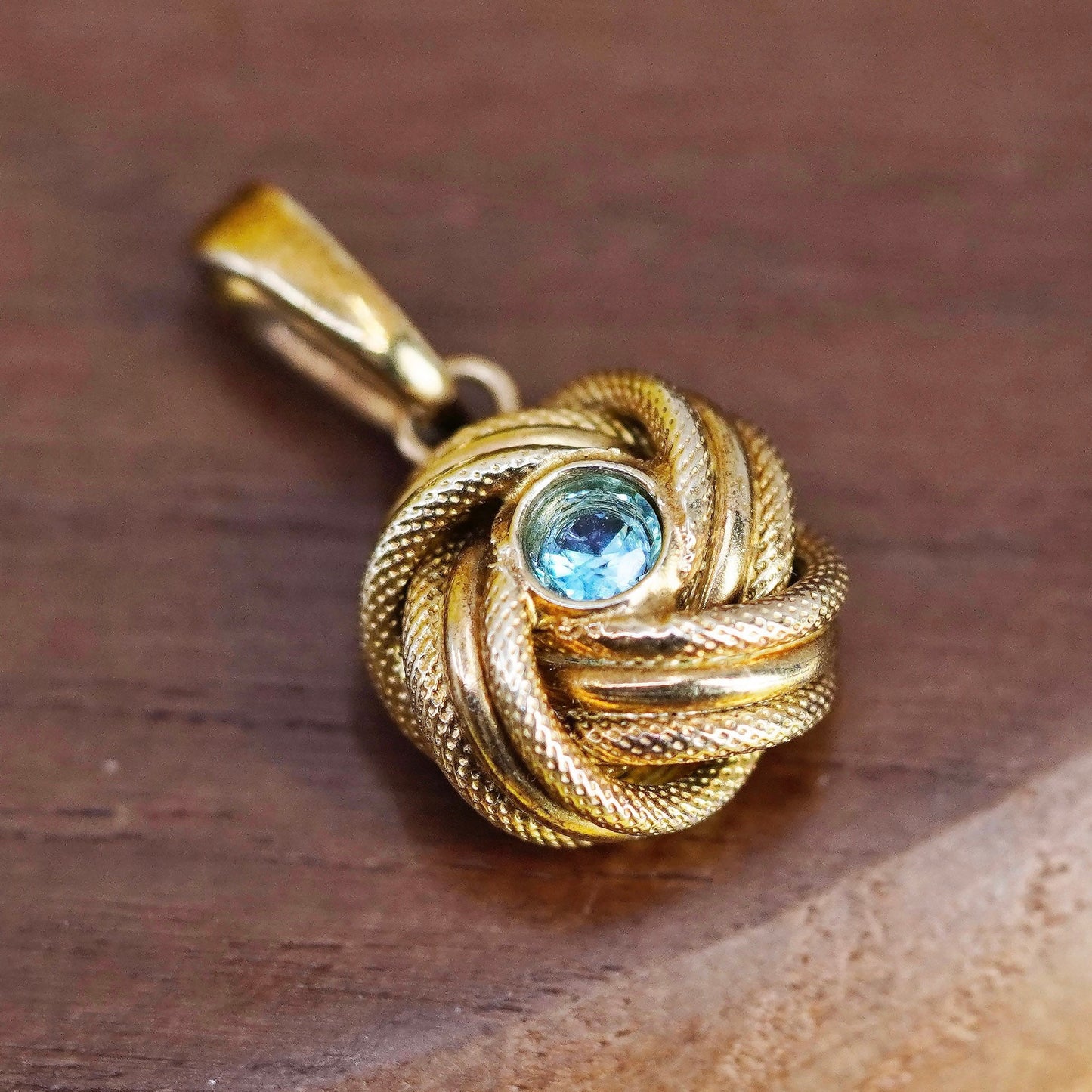 Italian vermeil gold over Sterling 925 silver handmade entwined pendant blue cz