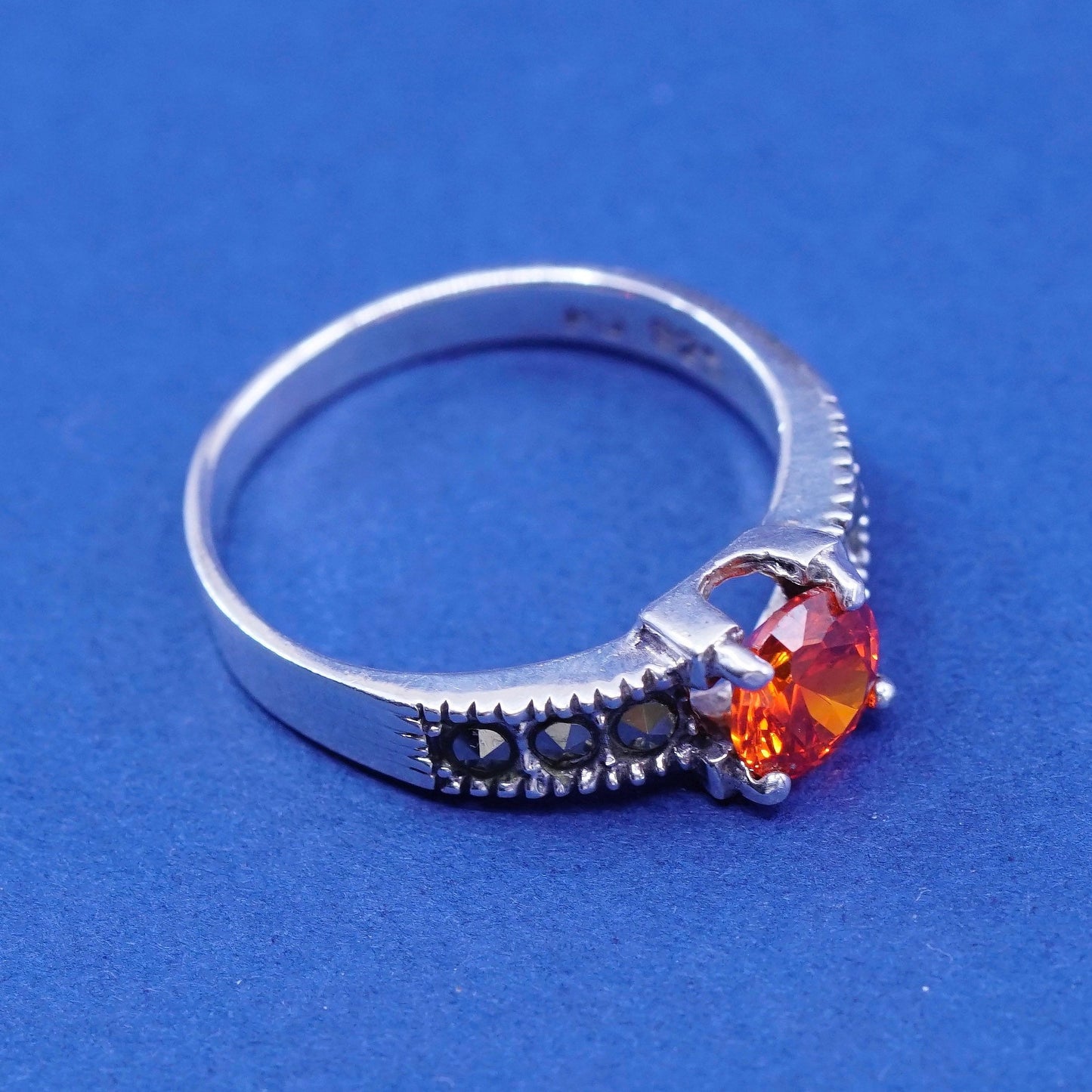 sz 6.75, vtg Sterling 925 silver handmade ring w/ orange crystal and Marcasite