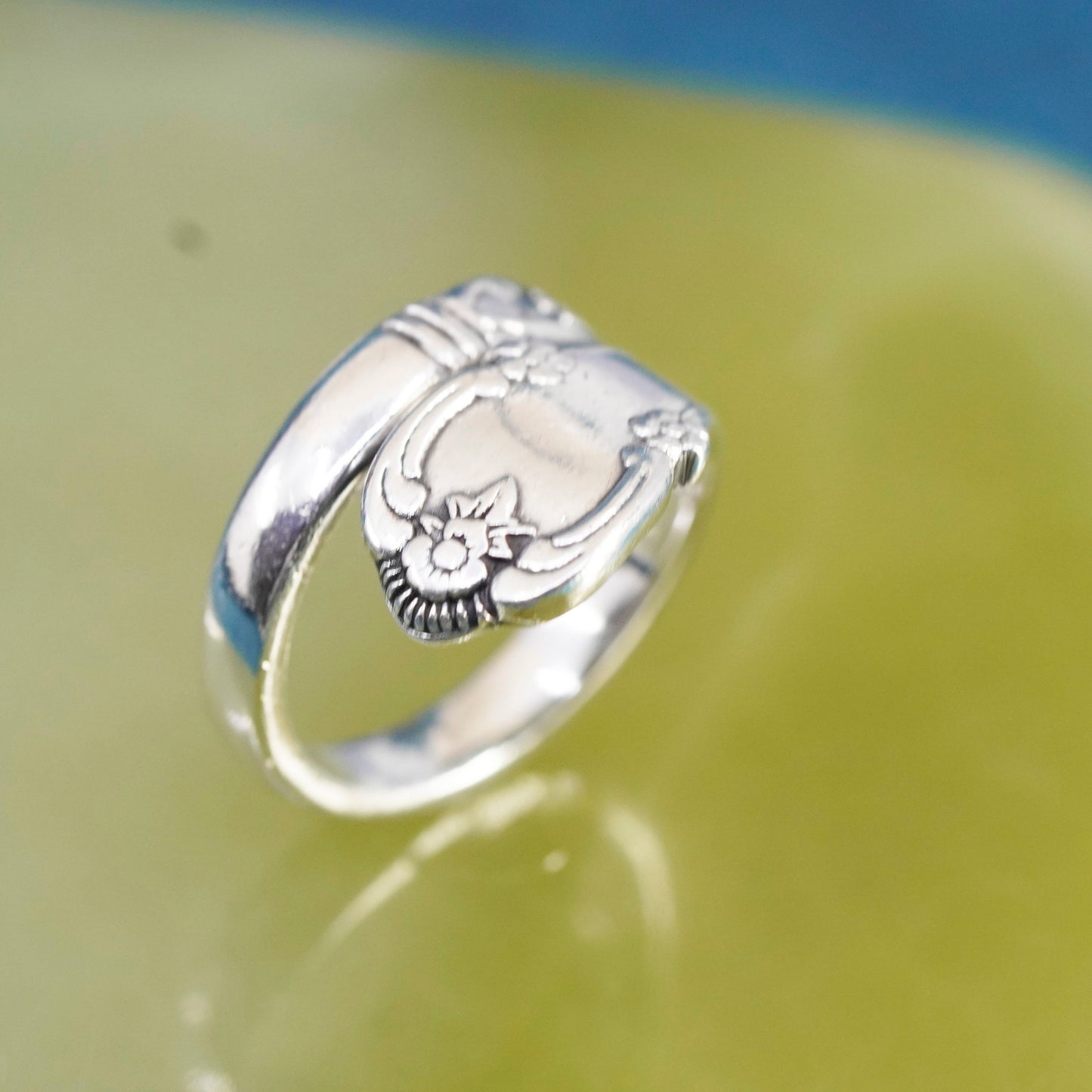 Size 7.25, vintage Sterling silver handmade ring, 925 spoon wrap band