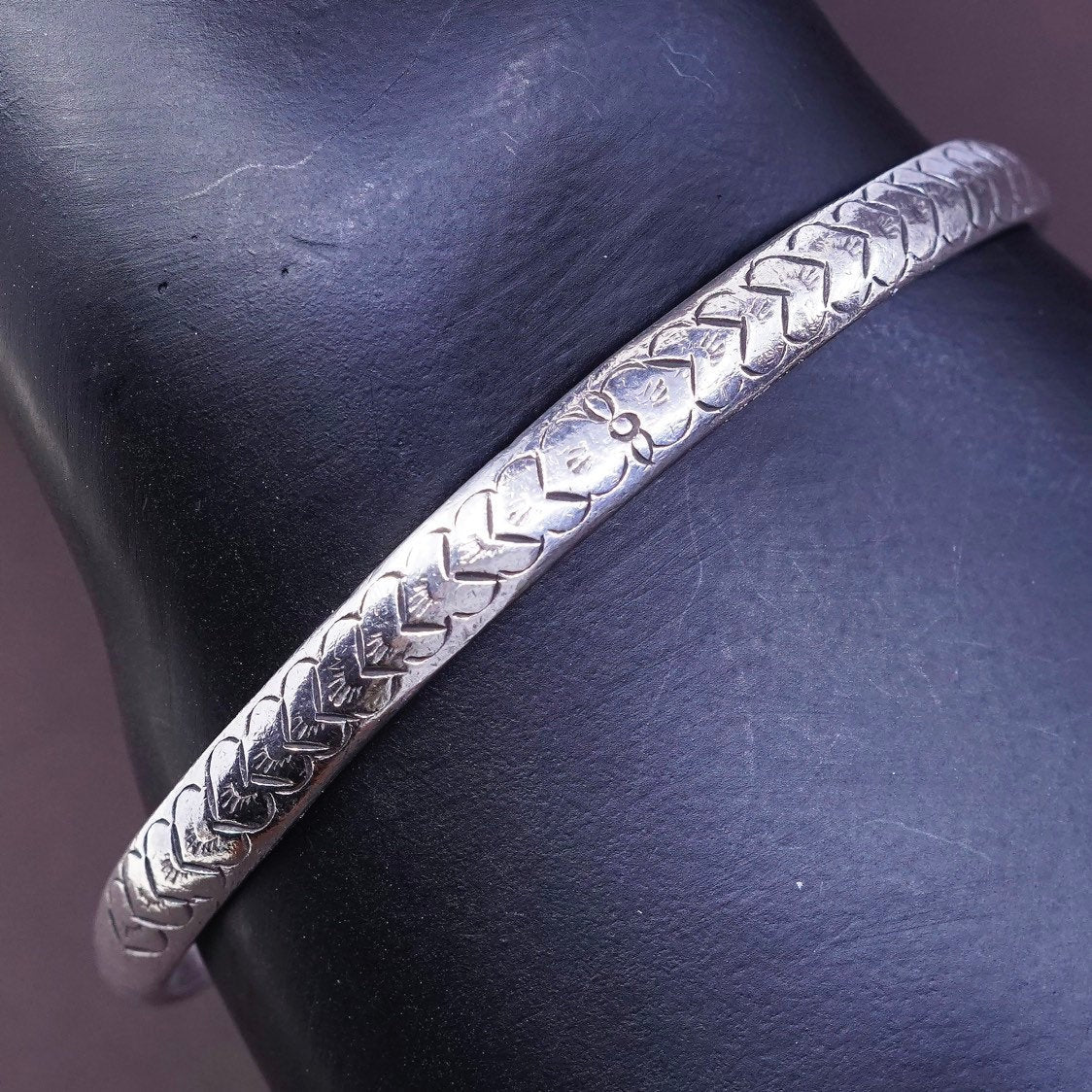 7.25”, Vintage southwestern Sterling silver handmade bracelet, solid 925 cuff