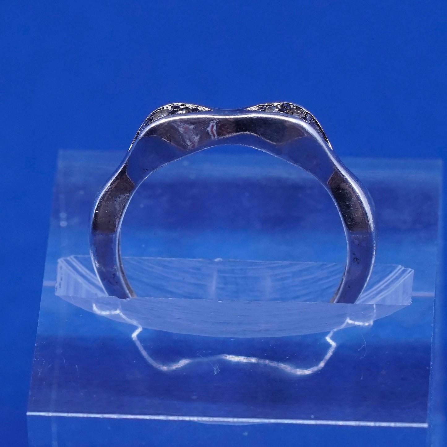 Size 7, vtg JS Sterling silver ring, 925 stackable band with genuine diamonds