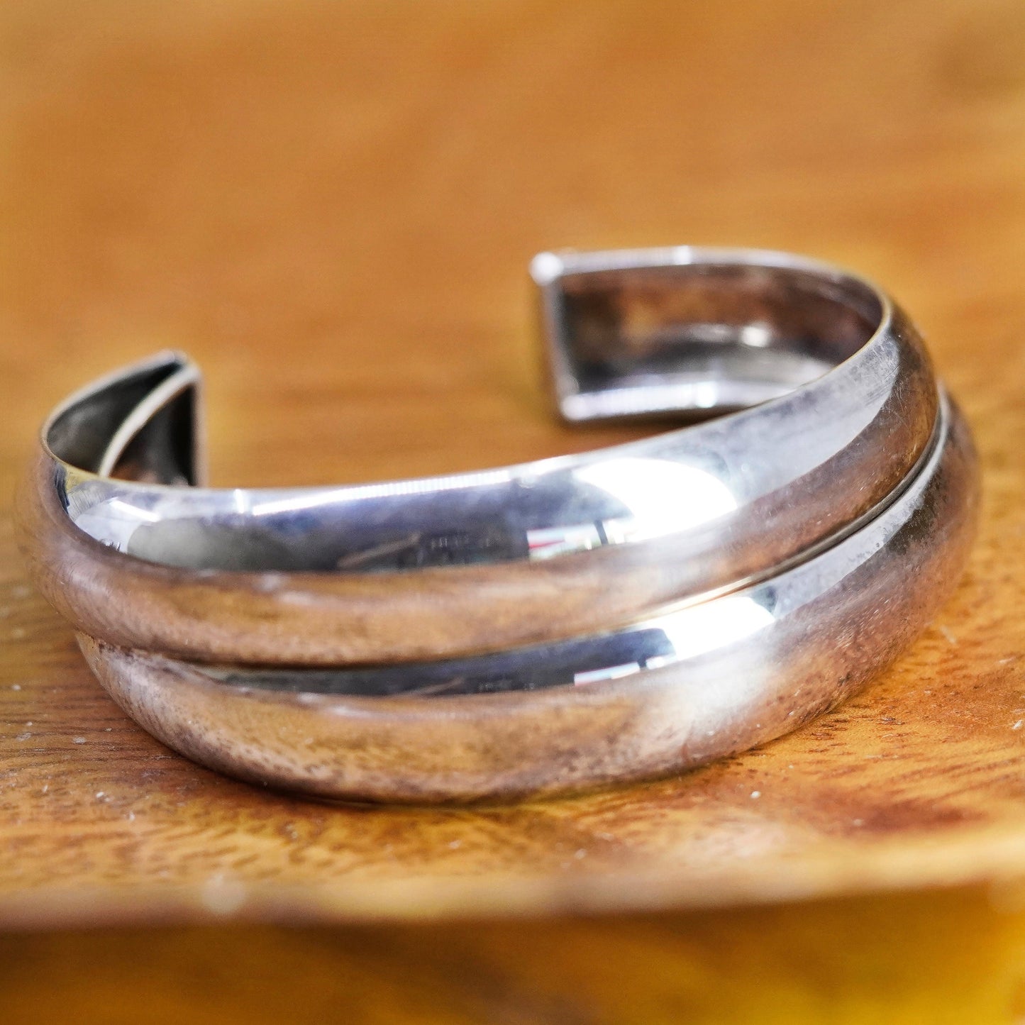 6.25”, Vintage Italy Sterling silver handmade bracelet, modern ribbed 925 cuff